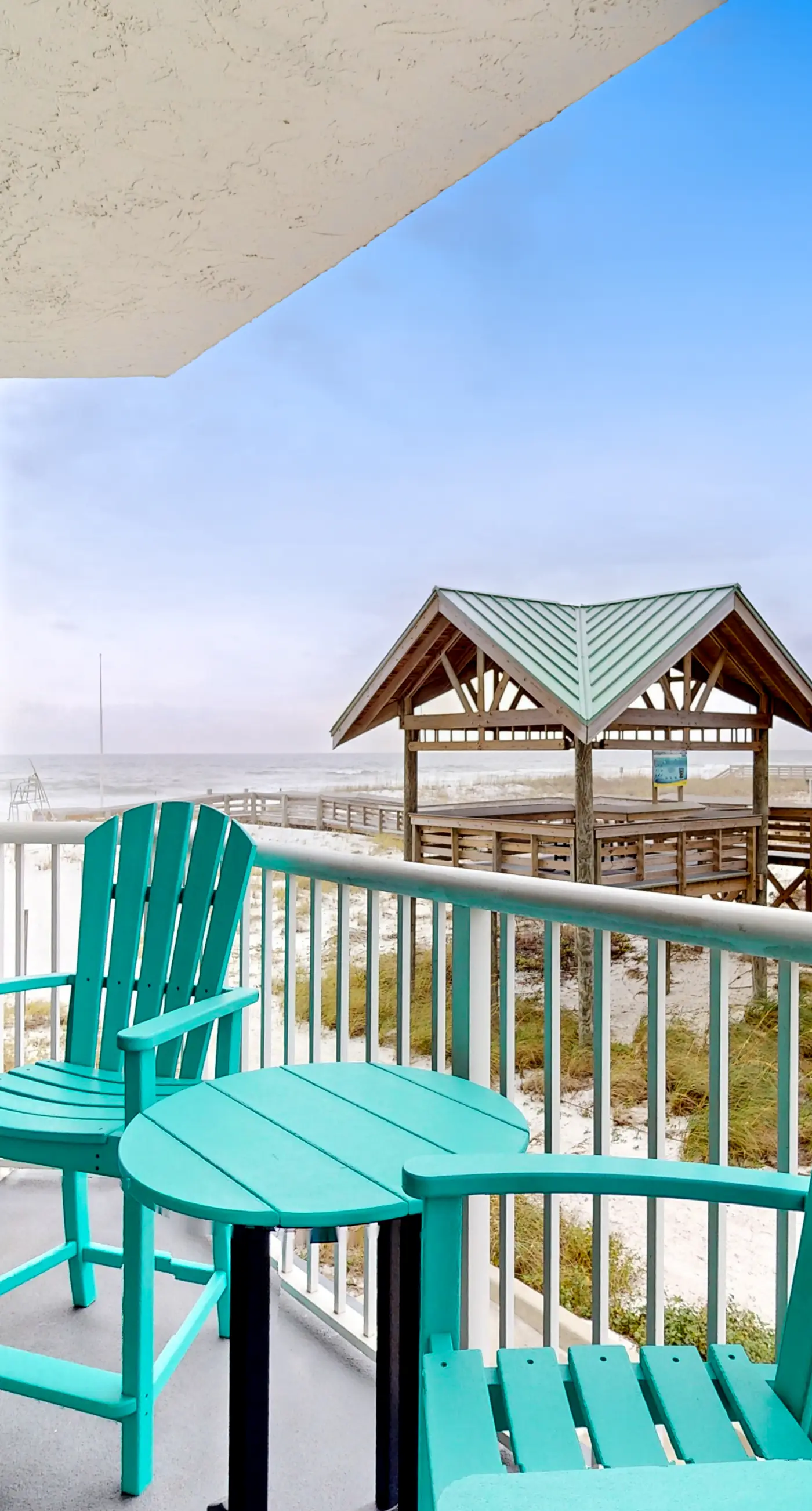 Islander W 205 - Updated, Coastal Condo w/ Steps To The Gulf, Close To Entertainment