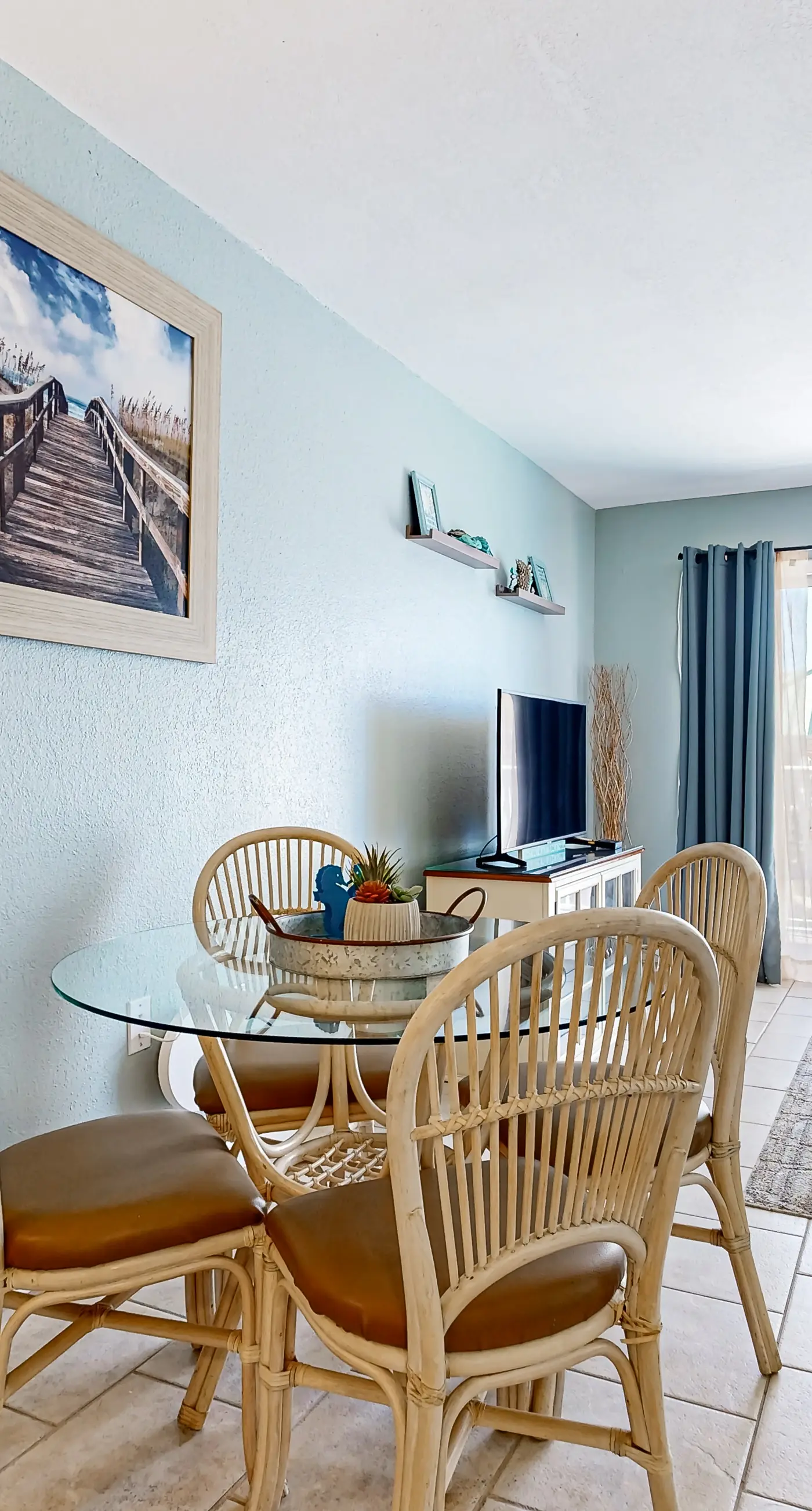 Islander W 205 - Updated, Coastal Condo w/ Steps To The Gulf, Close To Entertainment