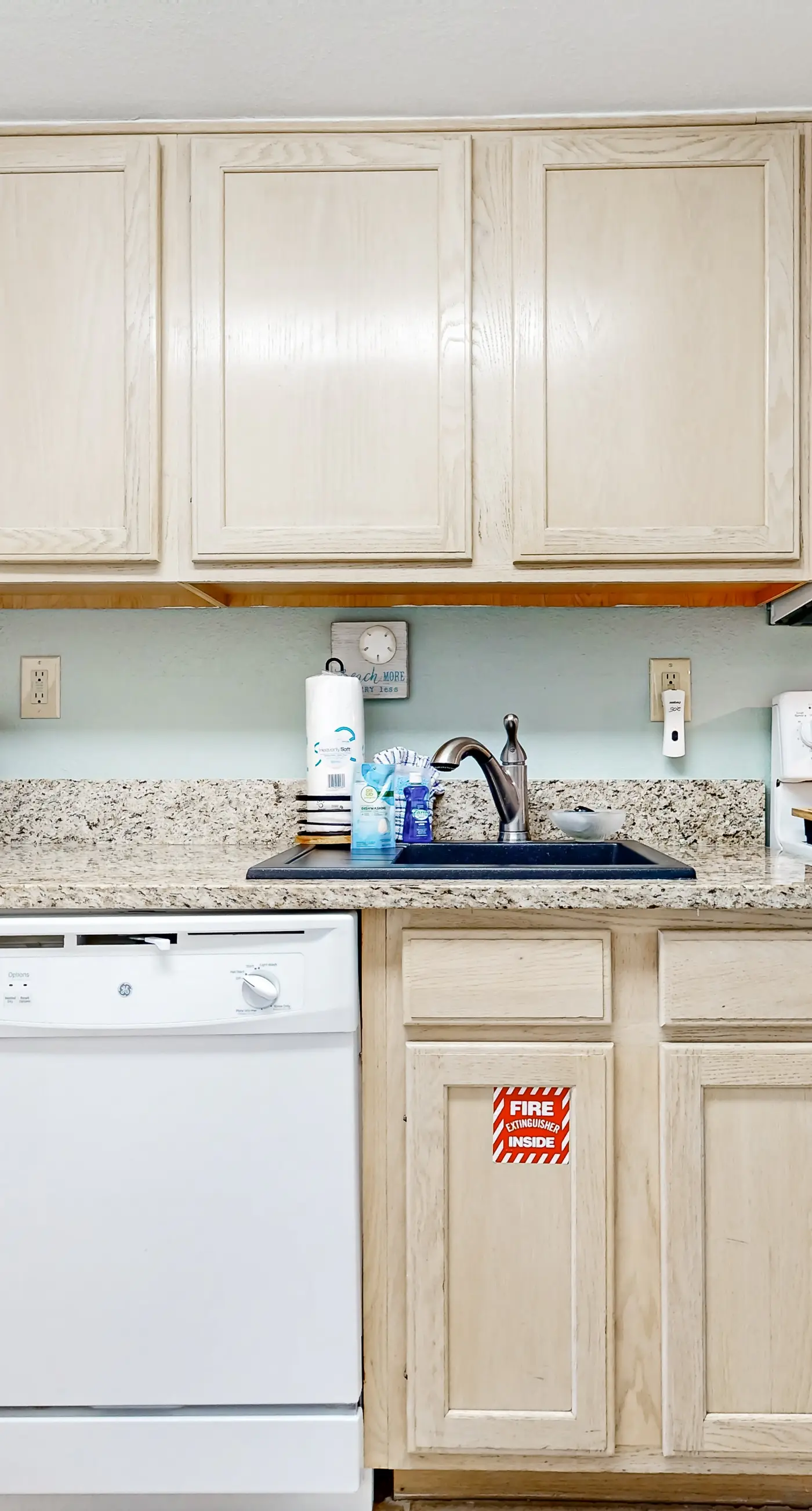 Islander W 205 - Updated, Coastal Condo w/ Steps To The Gulf, Close To Entertainment