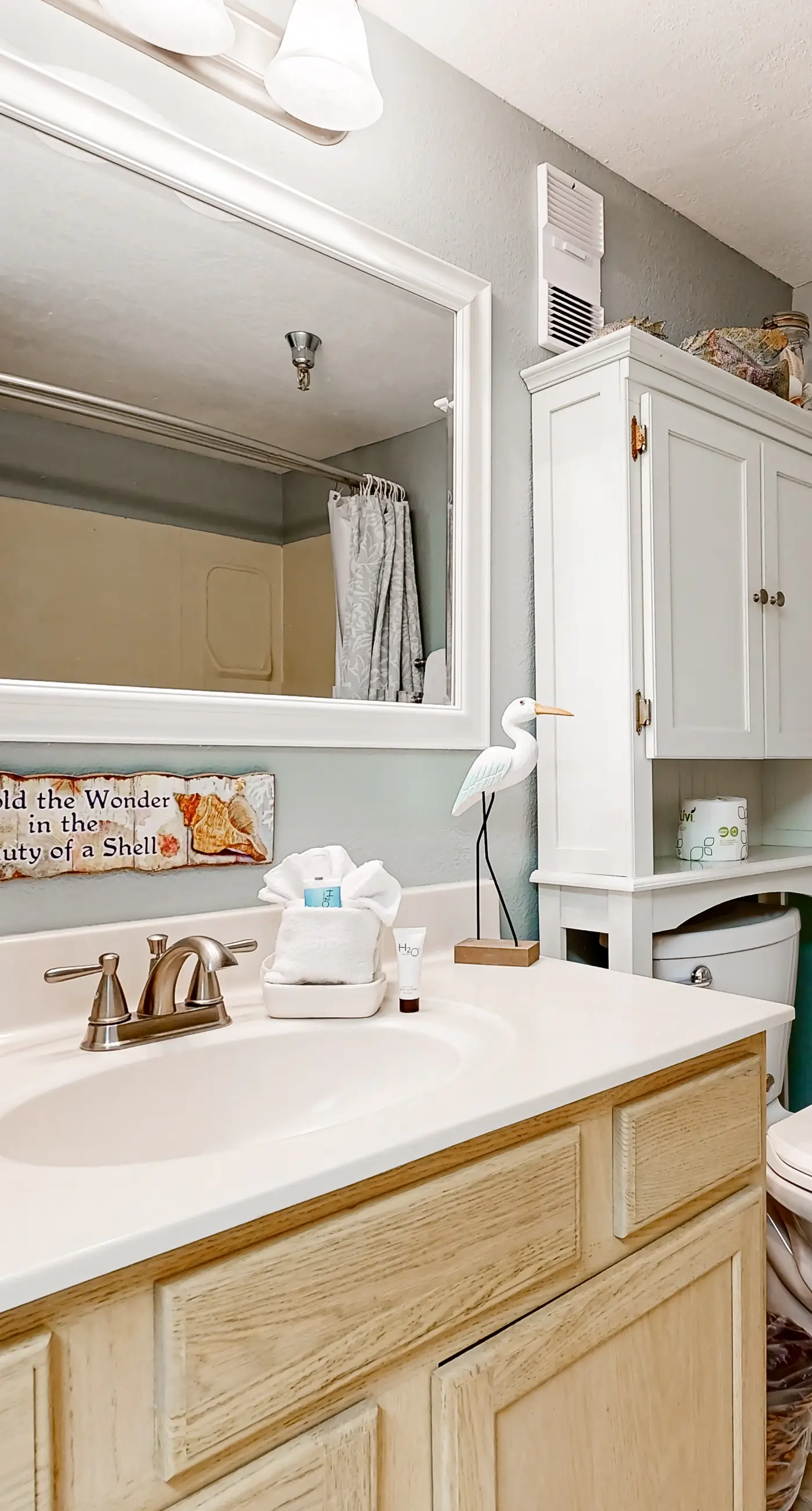 Islander W 205 - Updated, Coastal Condo w/ Steps To The Gulf, Close To Entertainment