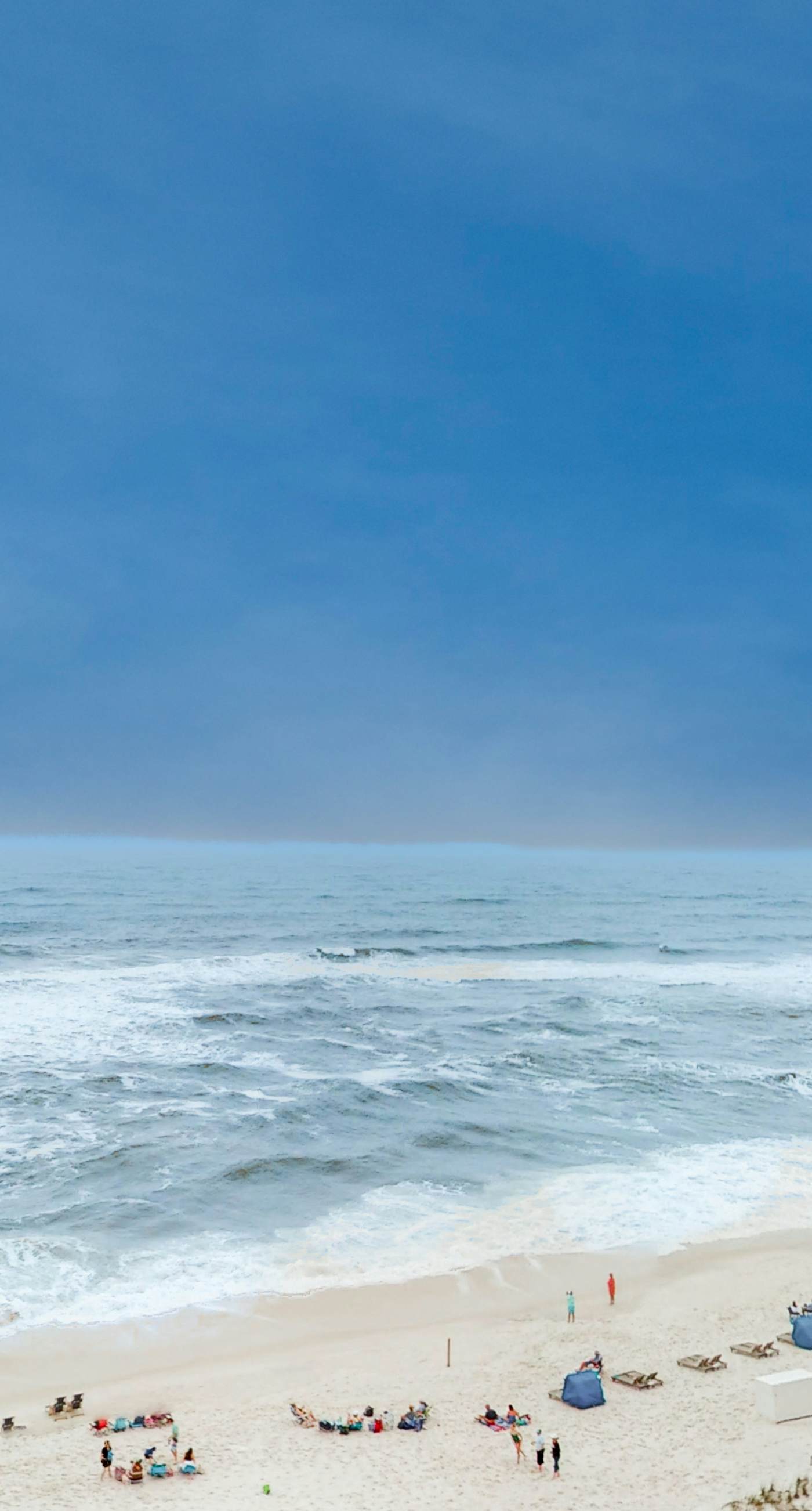 Gulf-front condo with pools, hot tub & tennis - walk to dining