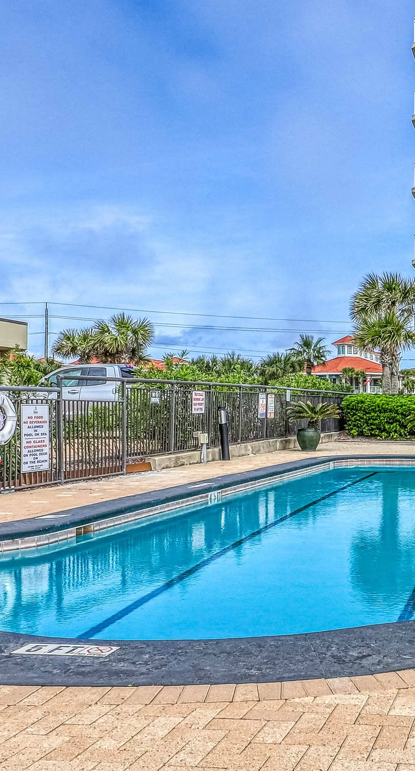 11th-floor, Gulf-front condo with views, pools, hot tub & tennis