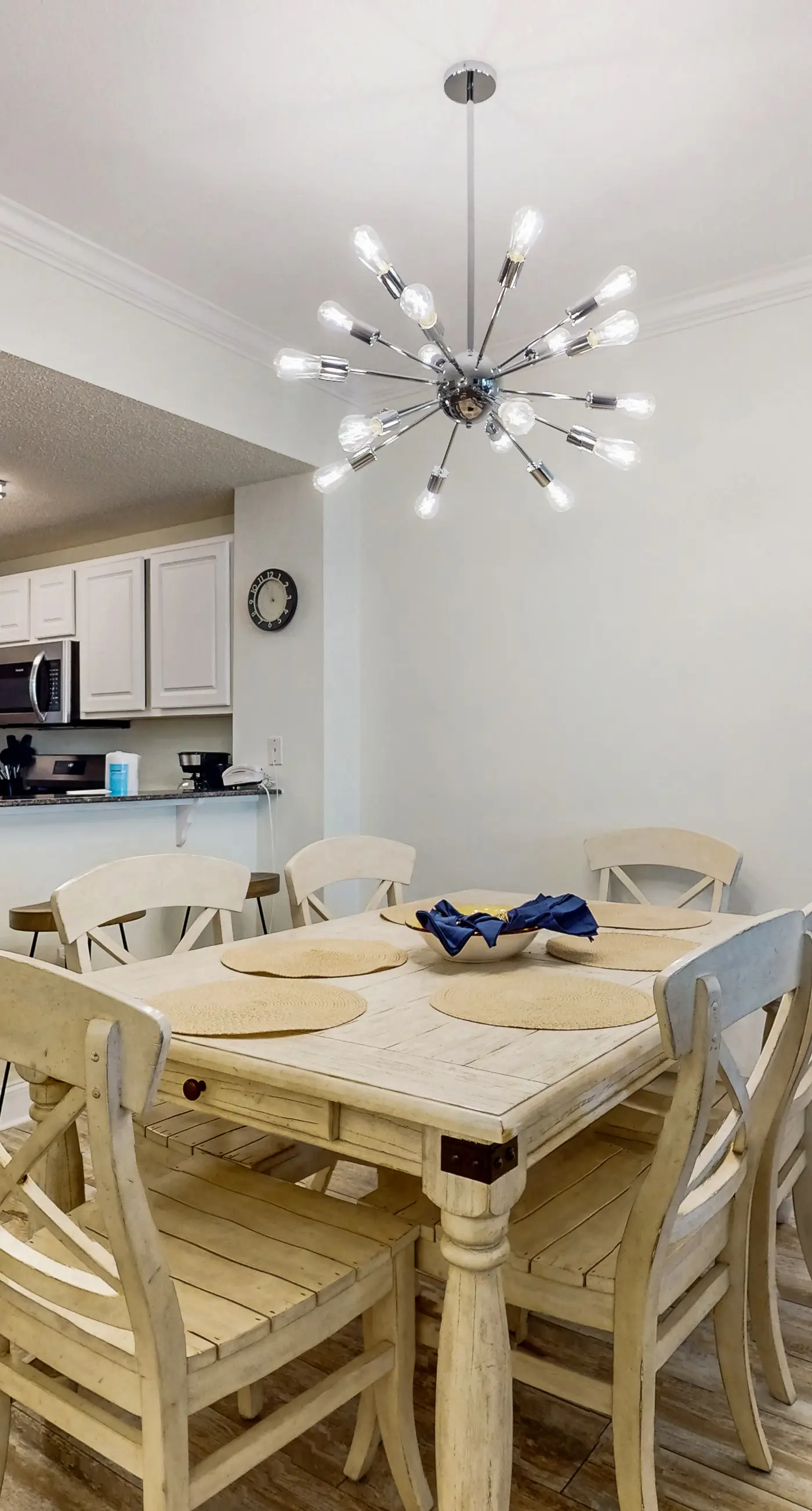 Gulf-front condo with amazing views, pools, beach access & gym