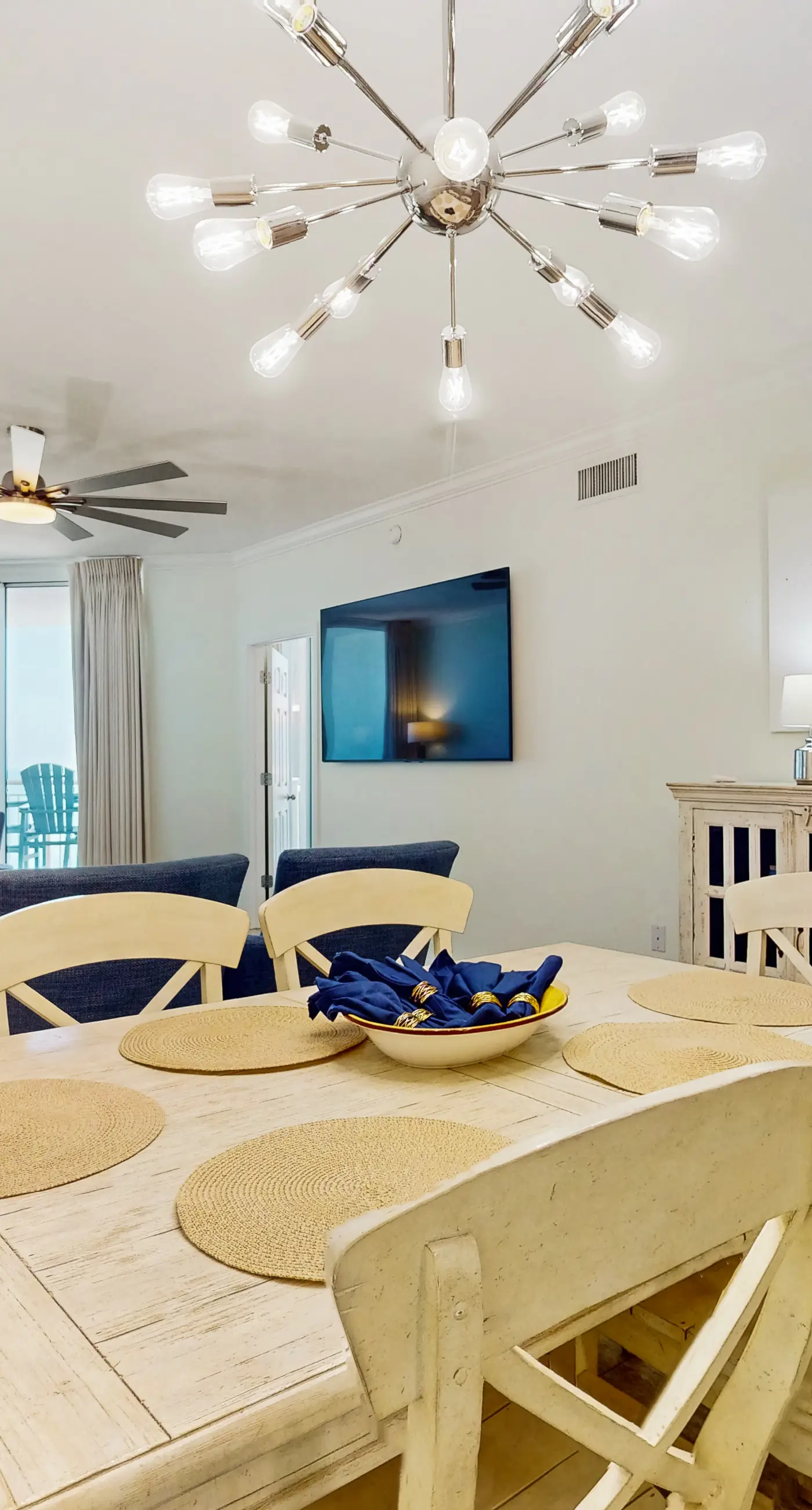 Gulf-front condo with amazing views, pools, beach access & gym