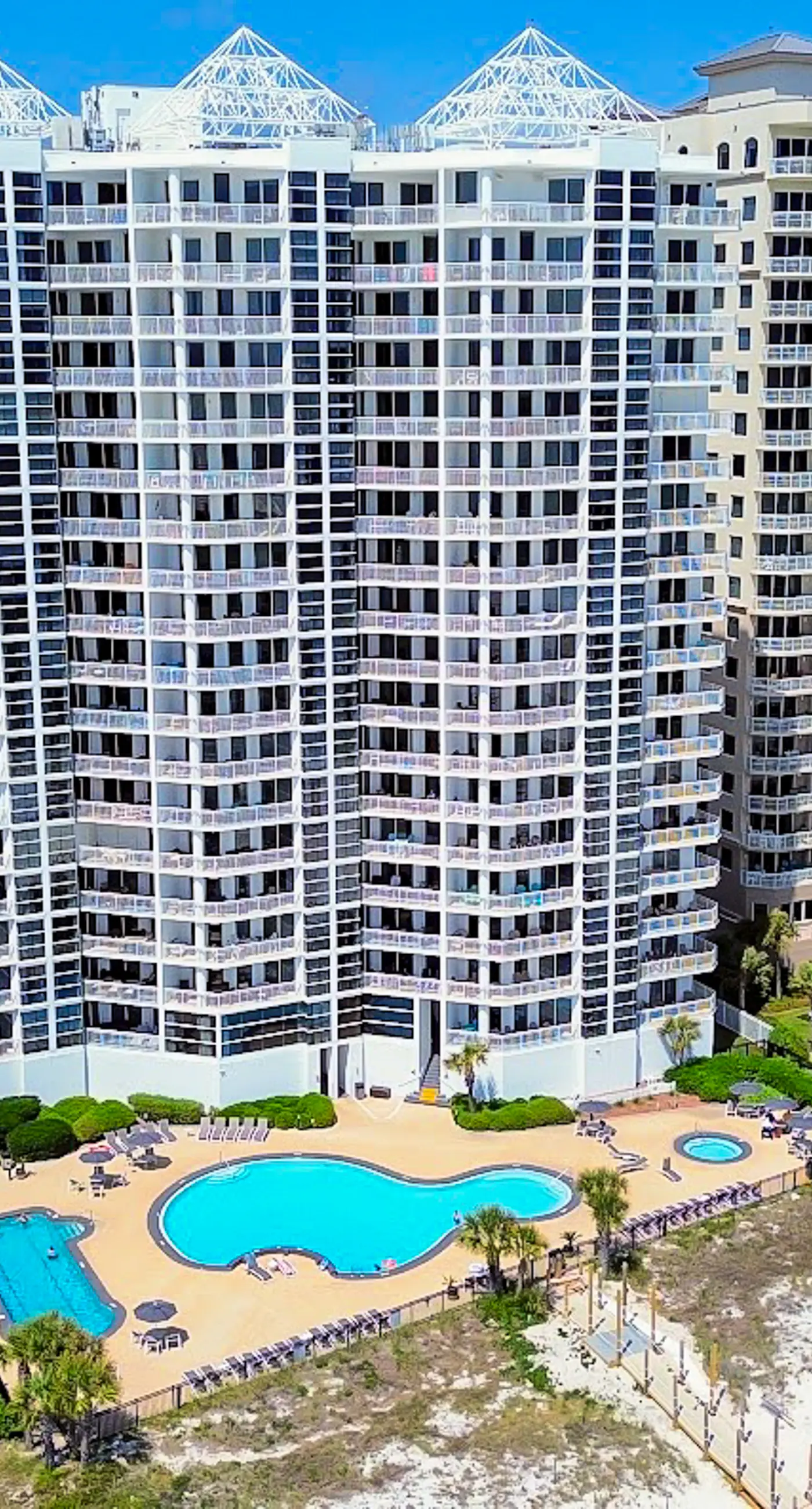 Gulf-front condo with amazing views, pools, beach access & gym