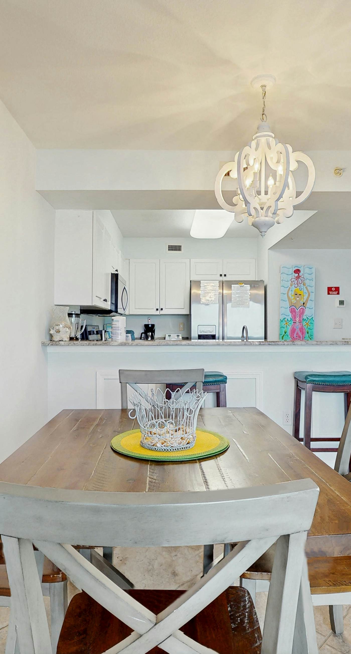 Pelican Isle 205-3rd-floor, Gulf-front condo with seasonal beach setup - near entertainment