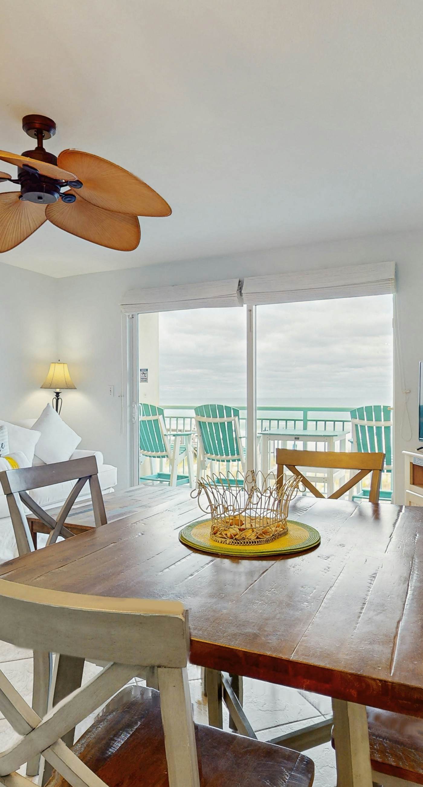 Pelican Isle 205-3rd-floor, Gulf-front condo with seasonal beach setup - near entertainment