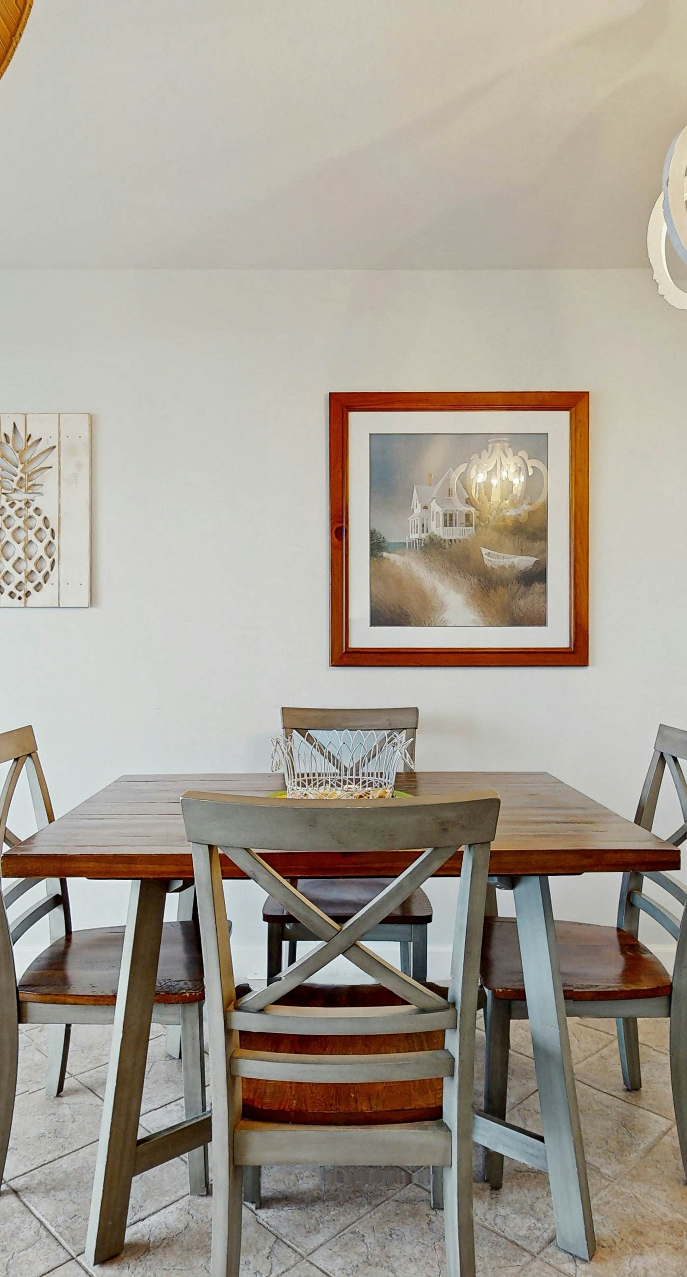 Pelican Isle 205-3rd-floor, Gulf-front condo with seasonal beach setup - near entertainment