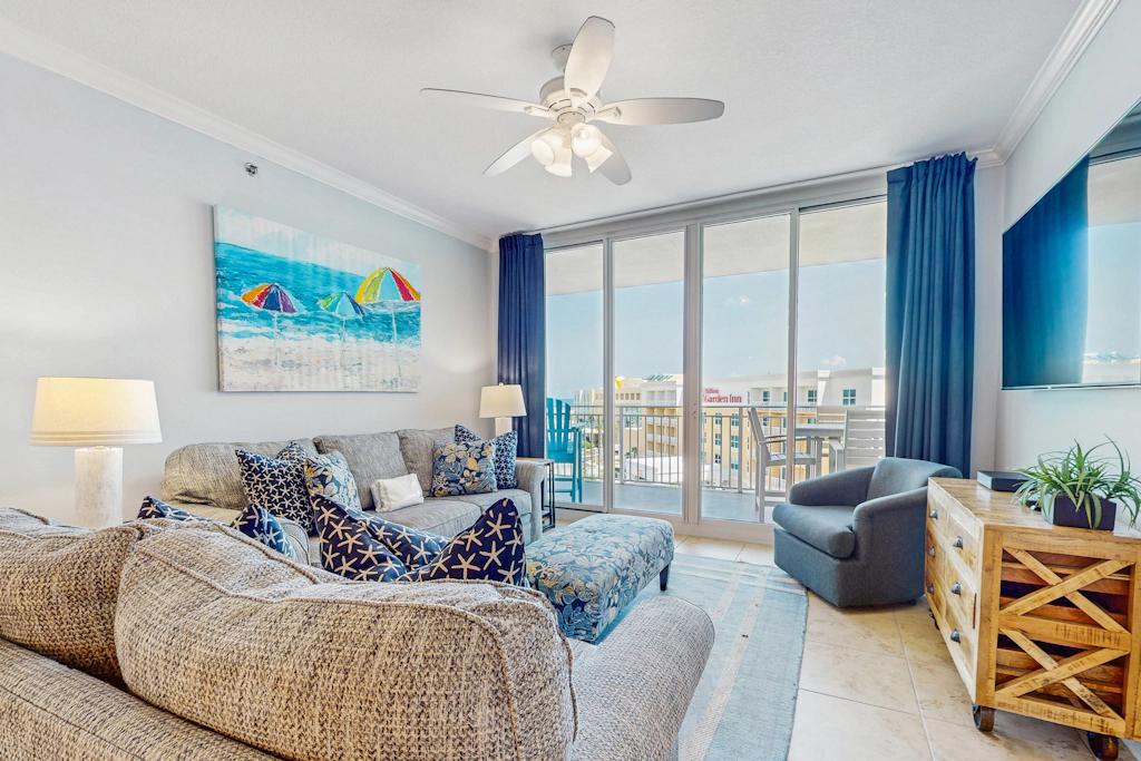 Warm, Welcoming Condo On Okaloosa Island Steps To Beach Lazy River