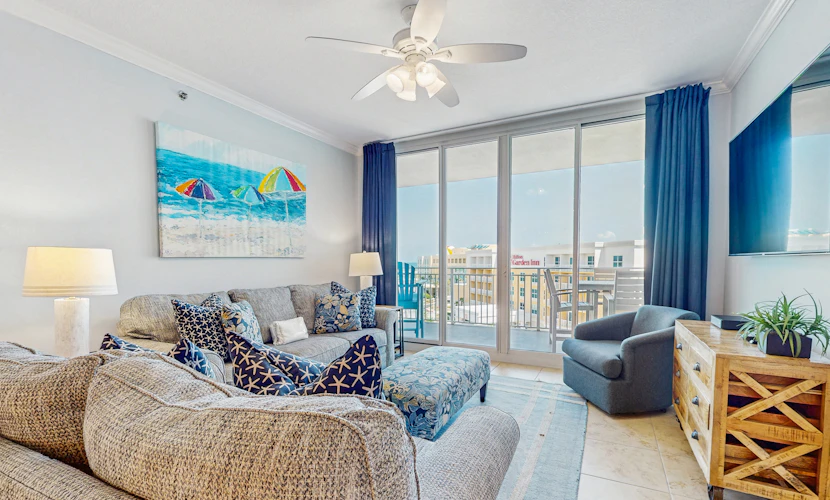 Warm, Welcoming Condo On Okaloosa Island Steps To Beach Lazy River