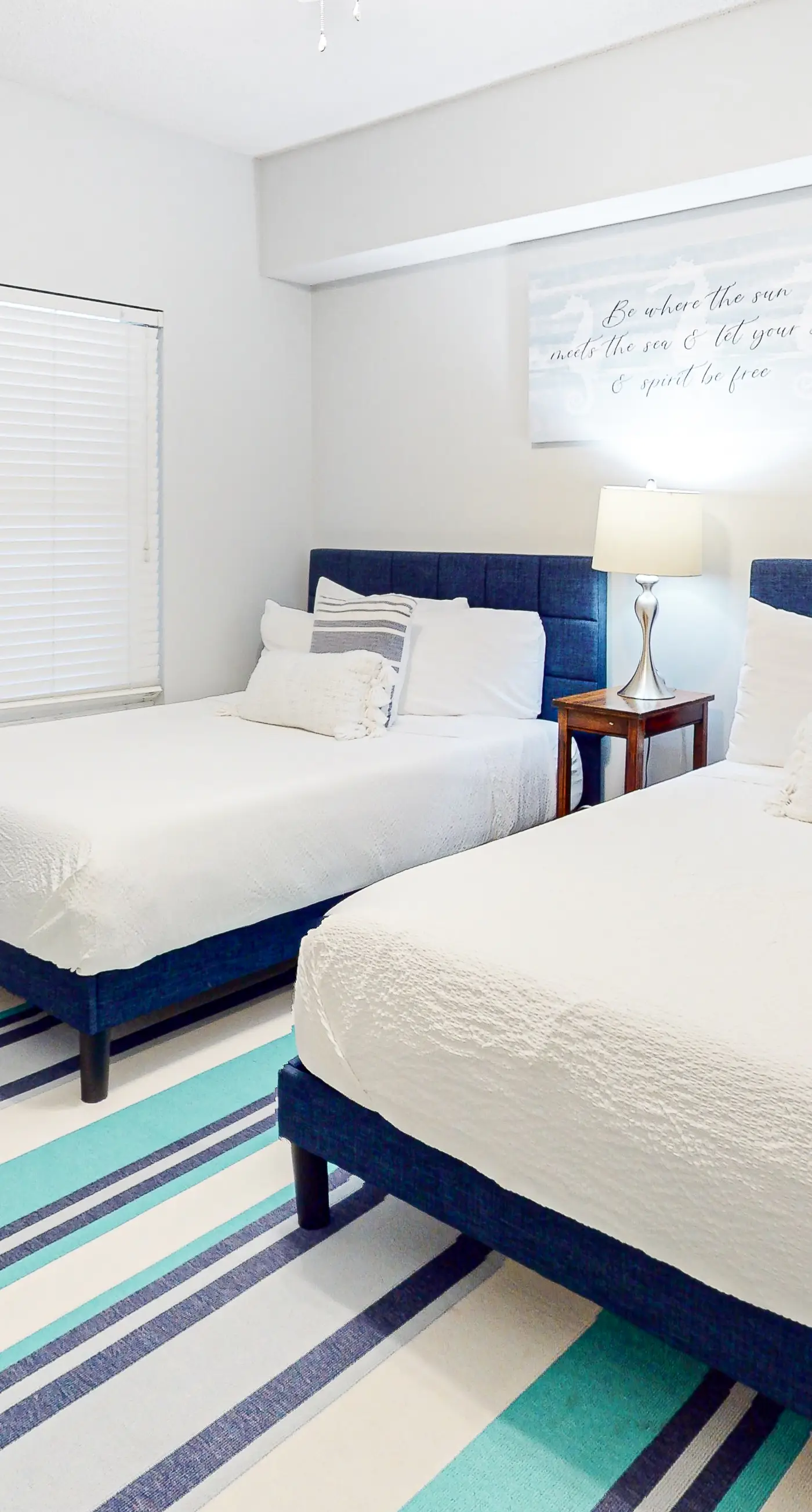 Gulf-front condo with amazing views & beach access - short walk to dining