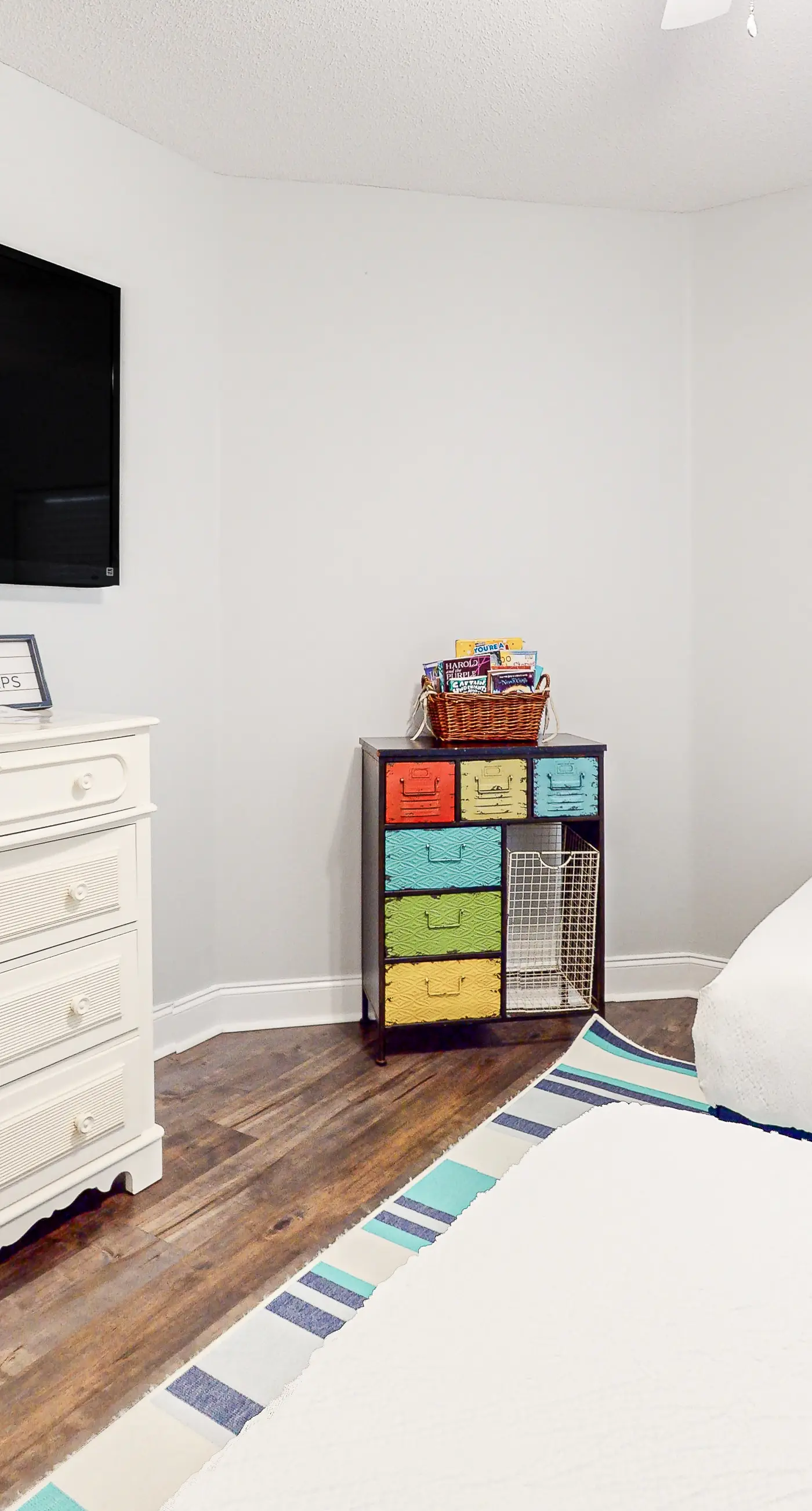 Gulf-front condo with amazing views & beach access - short walk to dining