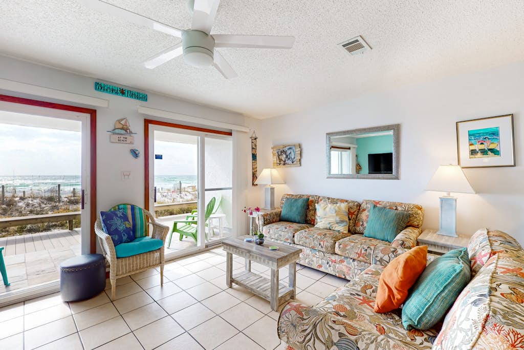 1st floor gulf front condo with amazing views, charcoal grills - walk to the beach