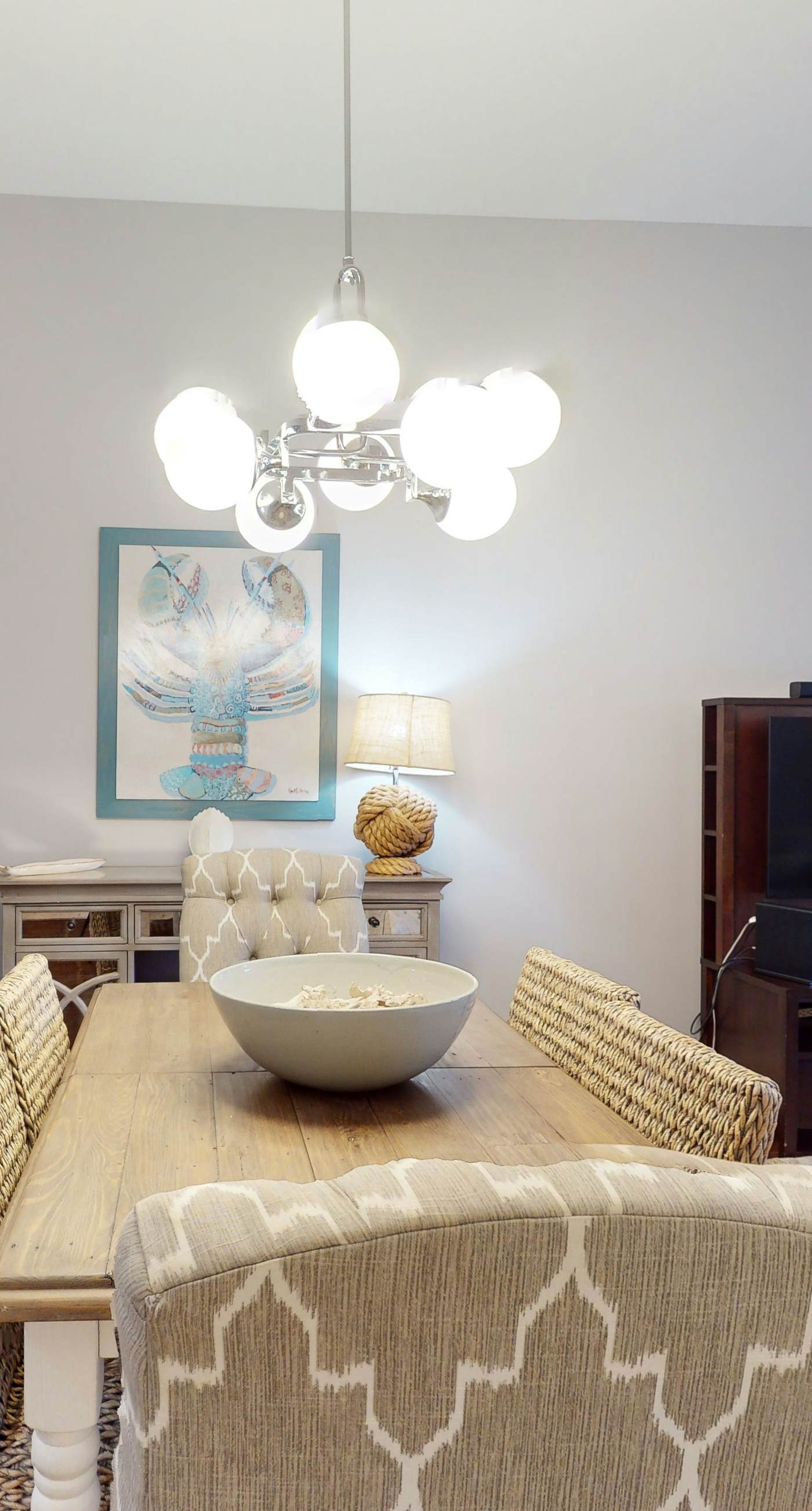 Stylish condo with pools, fitness center & tram to the beach