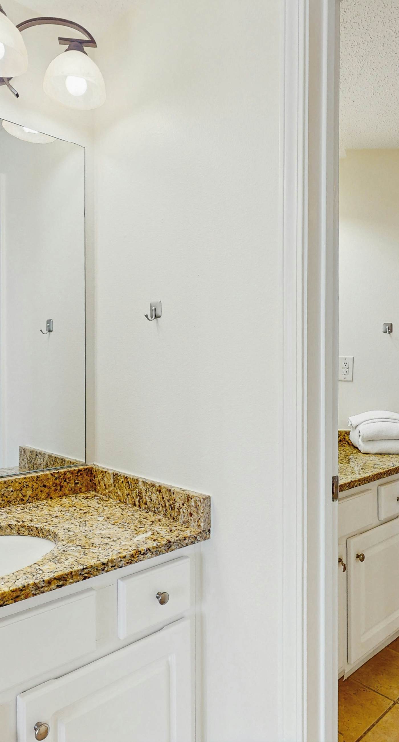 Gulf-front snowbird-friendly condo with pools, tennis, hot tub, balcony, gym, AC