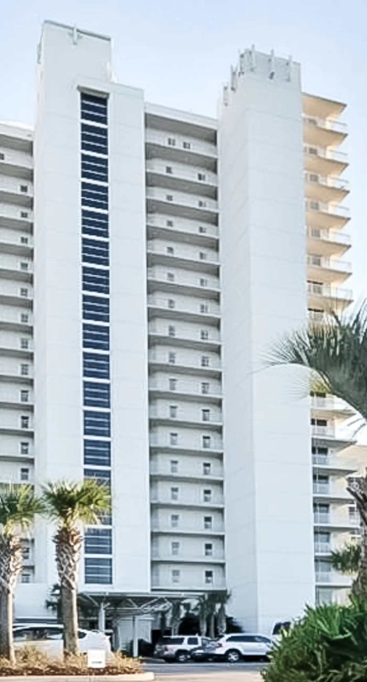 15th-floor charming, open condo, amazing views