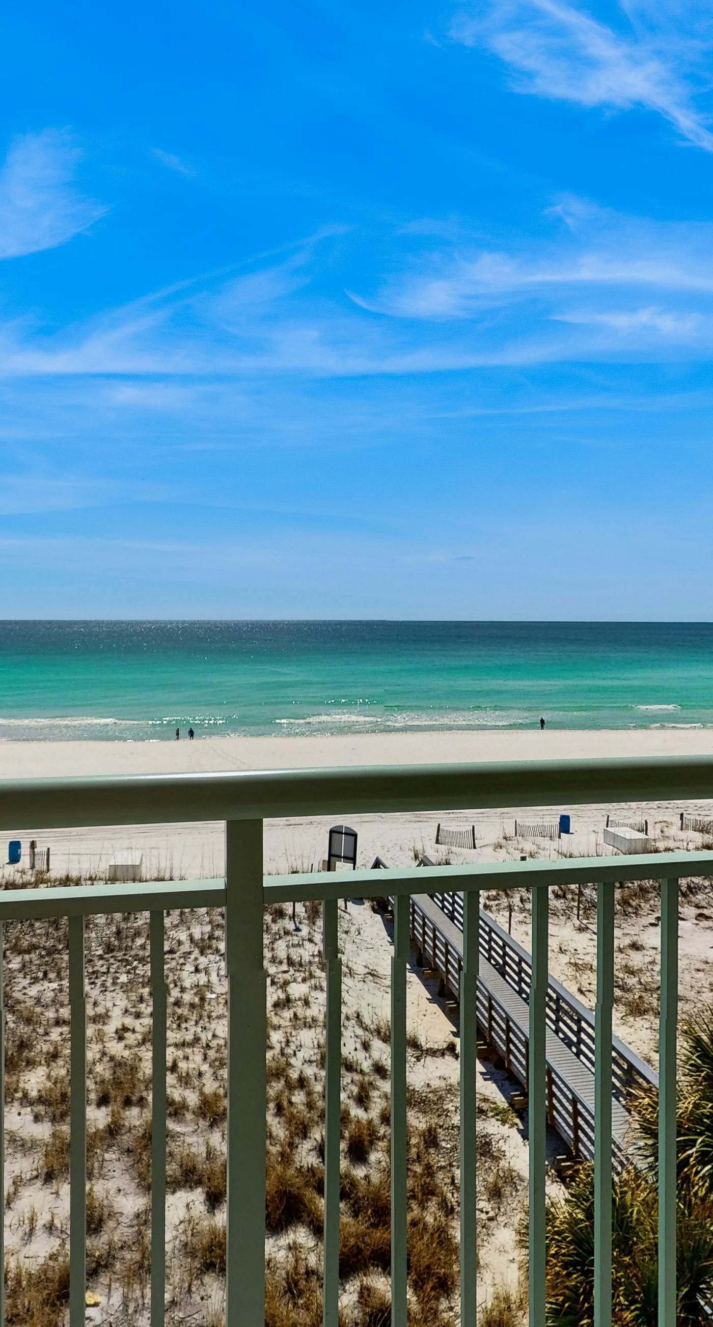 Pelican Isle 418-5th Floor Condo w/ Steps From The Gulf, Restaurants Minutes Away