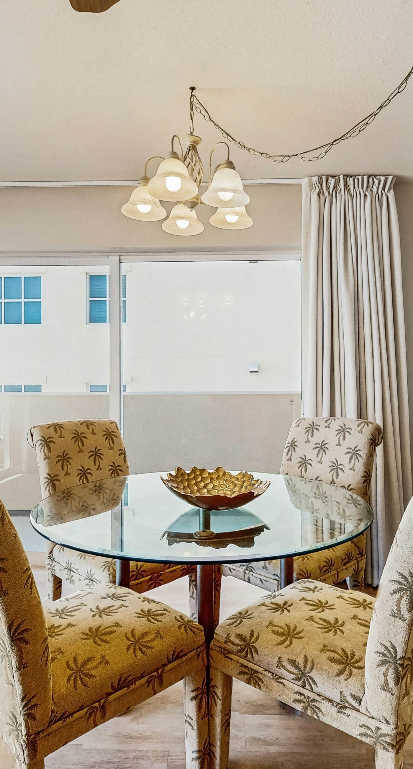 Pelican Isle 418-5th Floor Condo w/ Steps From The Gulf, Restaurants Minutes Away