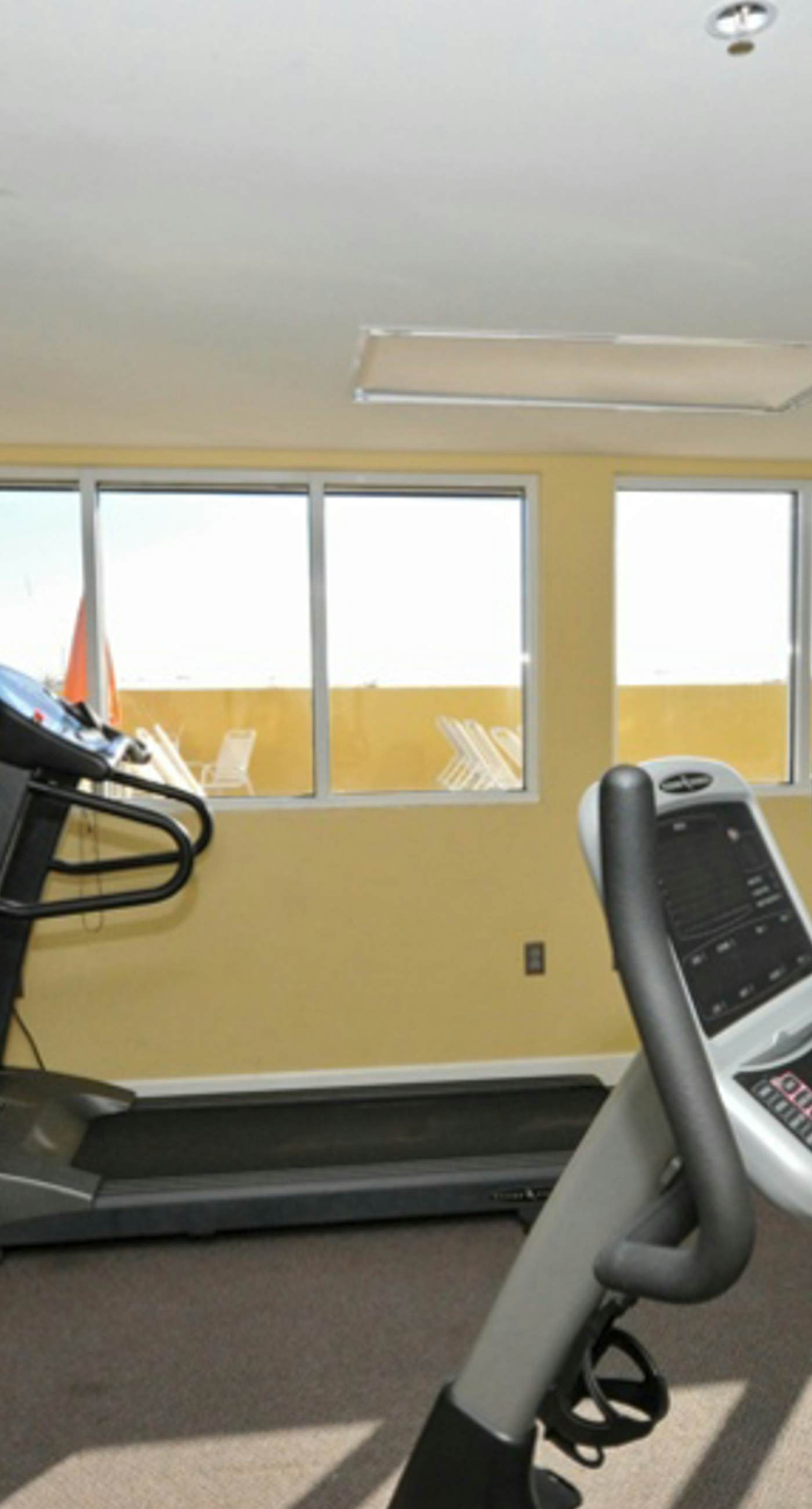 Pelican Isle 418-5th Floor Condo w/ Steps From The Gulf, Restaurants Minutes Away