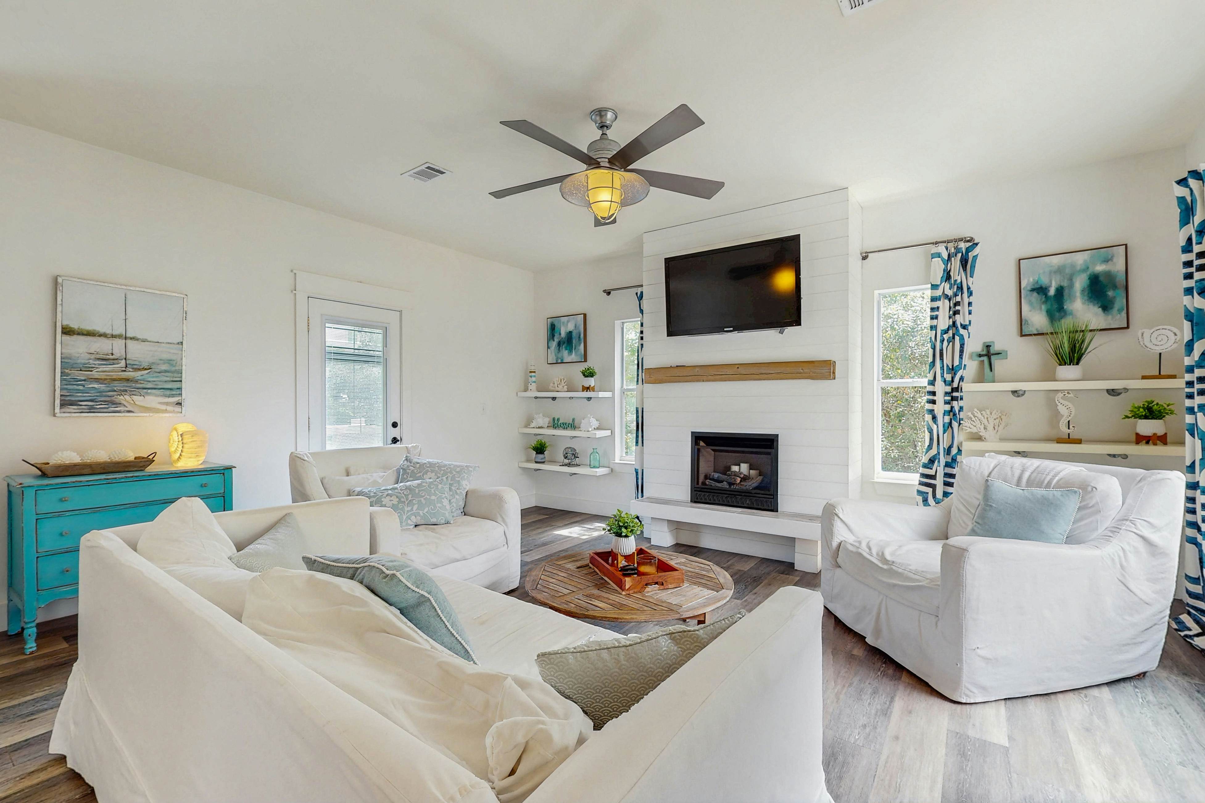 Bright coastal getaway with plenty of room and simple beach entry