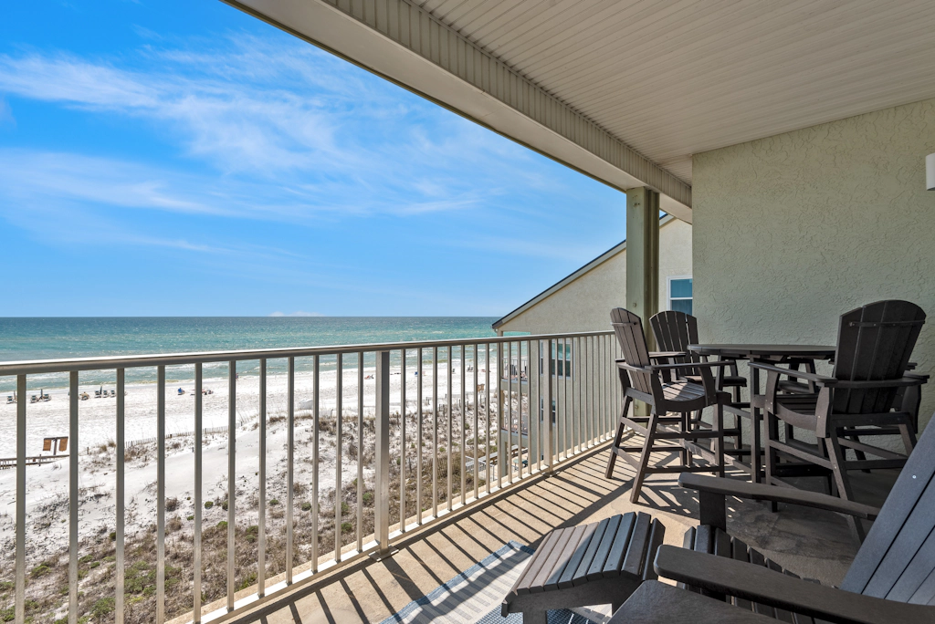 Stylish oceanfront condo w/ pool access, private W/D, ocean views, & central AC