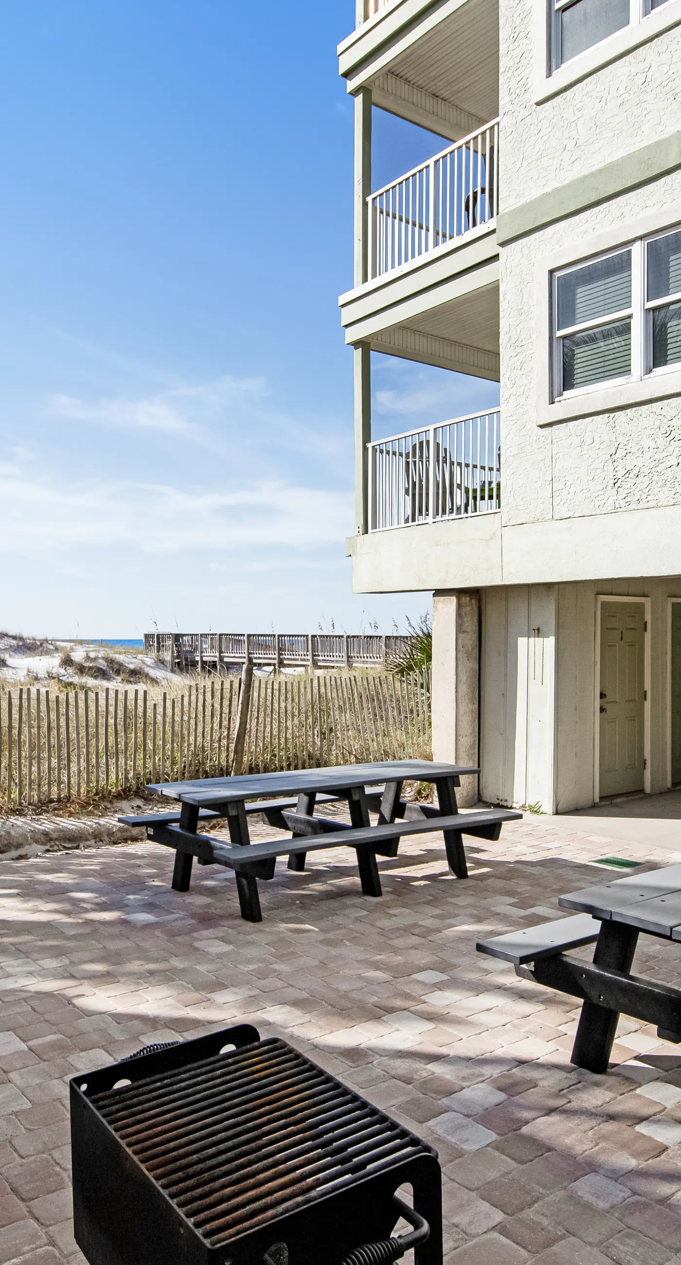Stylish oceanfront condo w/ pool access, private W/D, ocean views, & central AC