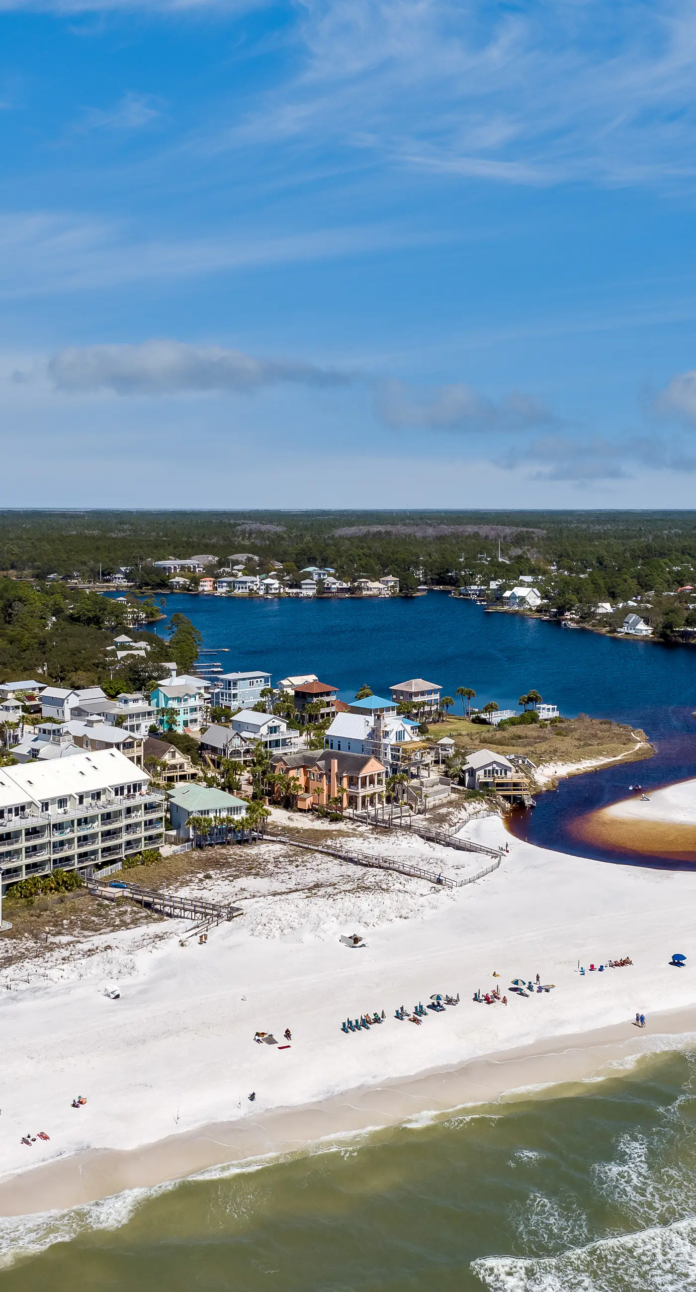 Stylish oceanfront condo w/ pool access, private W/D, ocean views, & central AC