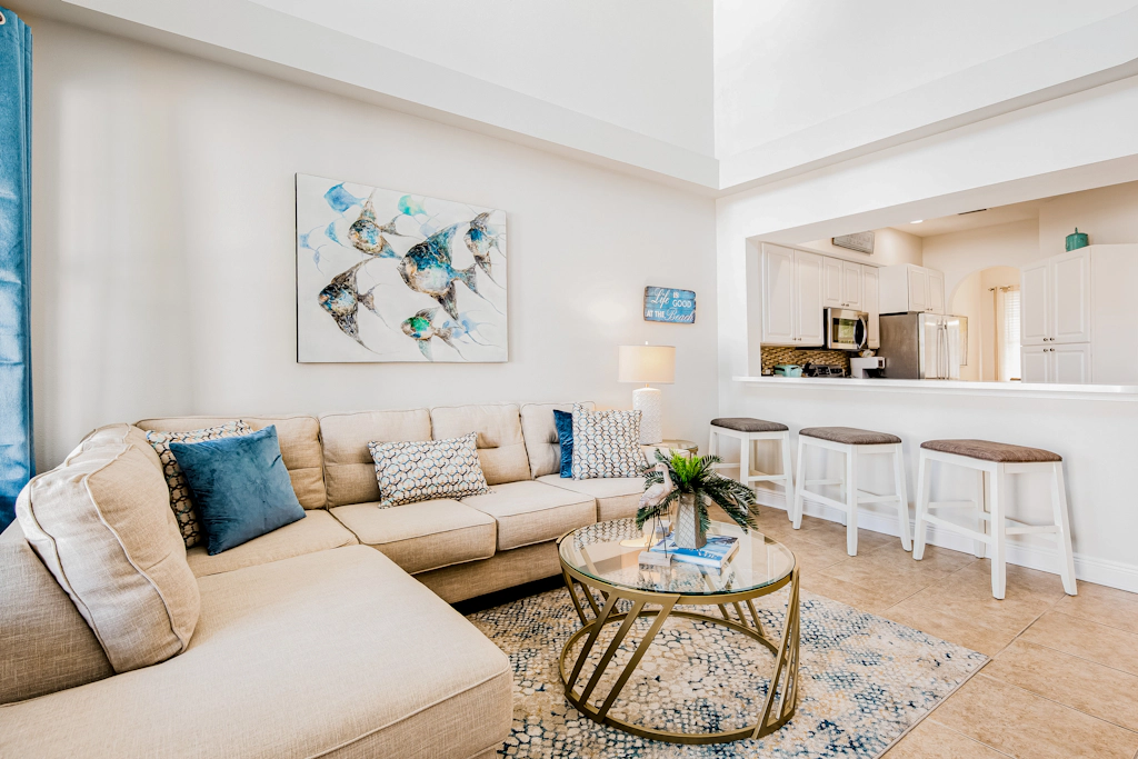 Bright, Airy Condo with Shared Outdoor Pool, High-Speed WiFi, and Central AC