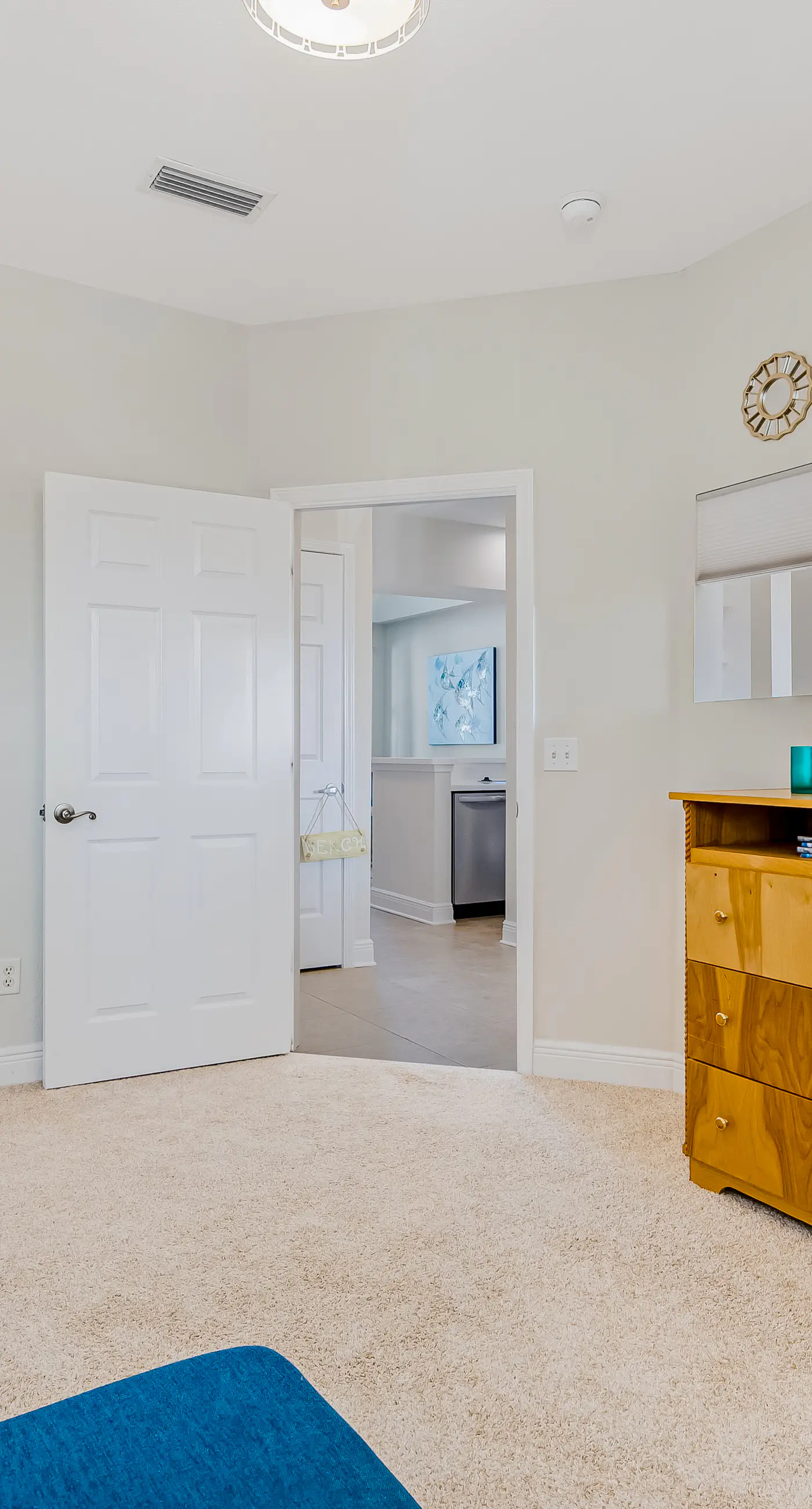 Bright, Airy Condo with Shared Outdoor Pool, High-Speed WiFi, and Central AC
