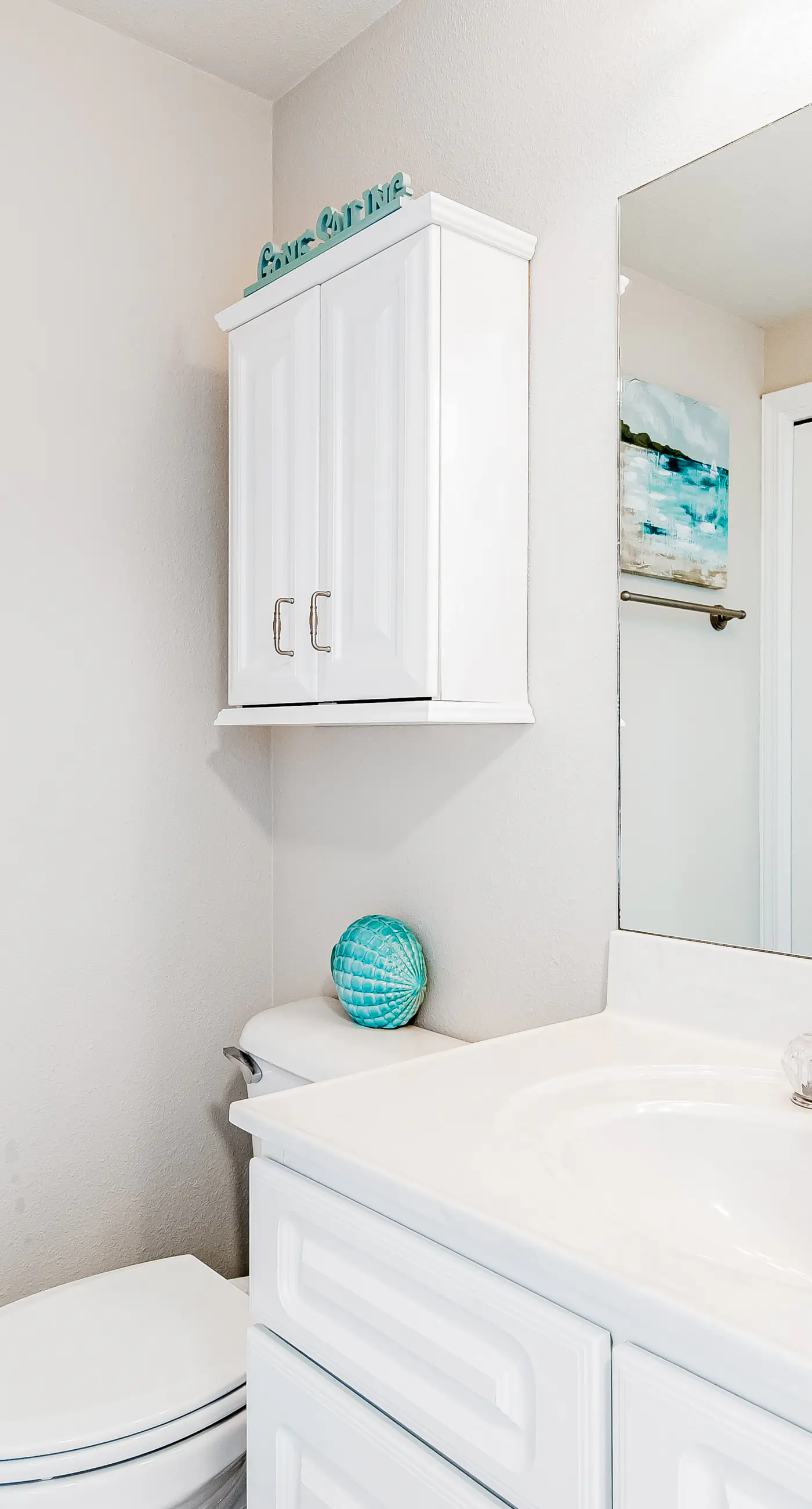 Bright, Airy Condo with Shared Outdoor Pool, High-Speed WiFi, and Central AC
