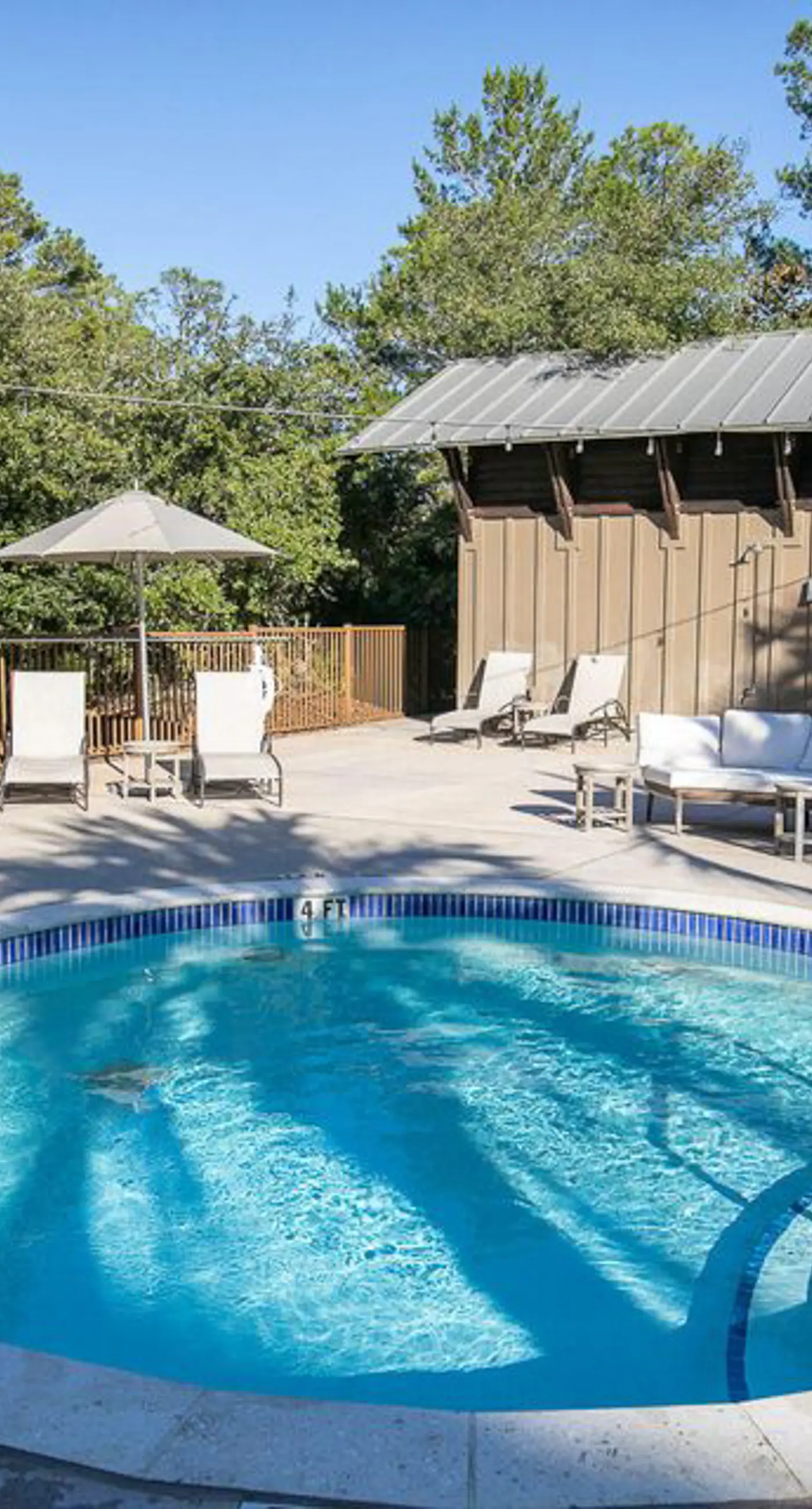 Spacious Redfish Village Condo with Private Beach Access - Shared Pool,Hot Tub