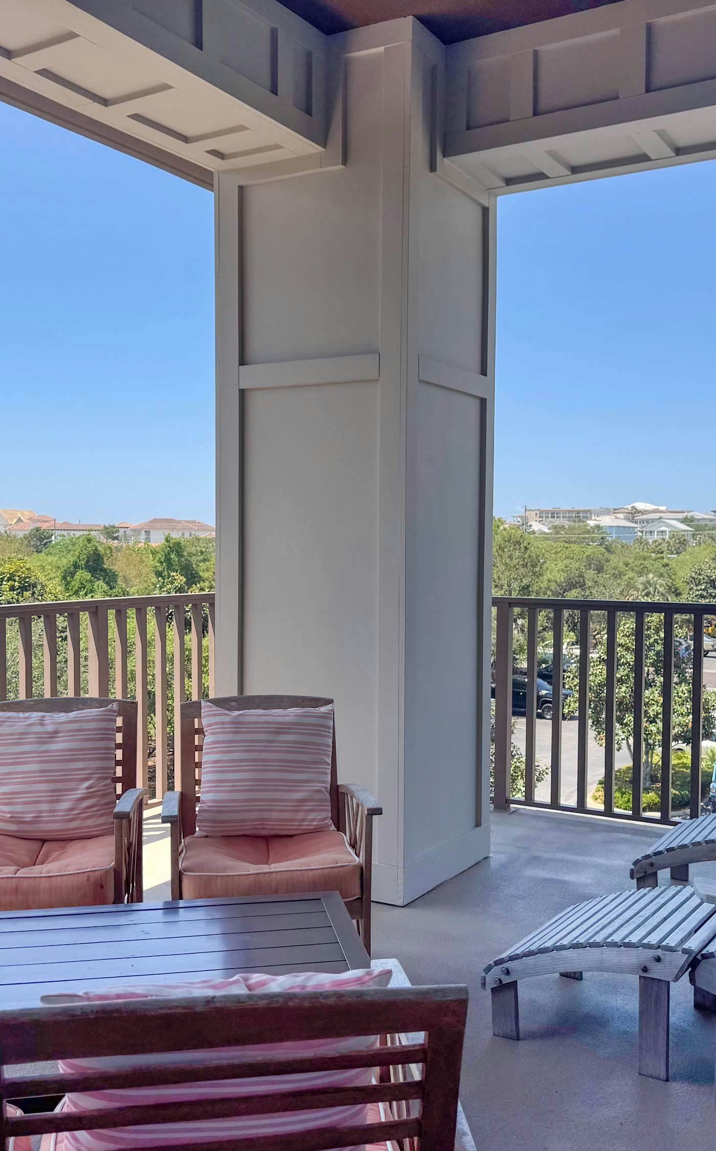 Redfish Village, sleeps 10, 3BR with Bunk, Private Beach & Breezeway - Snowbirds Welcome