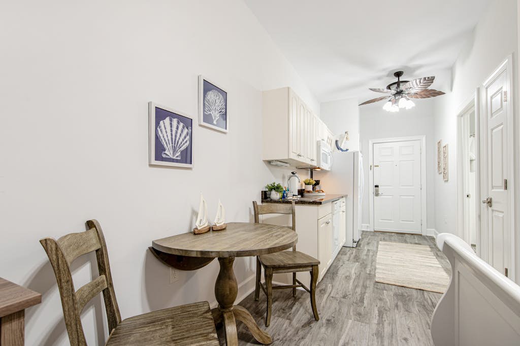 Peaceful studio with pool, convenient kitchenette, beach access & WiFi