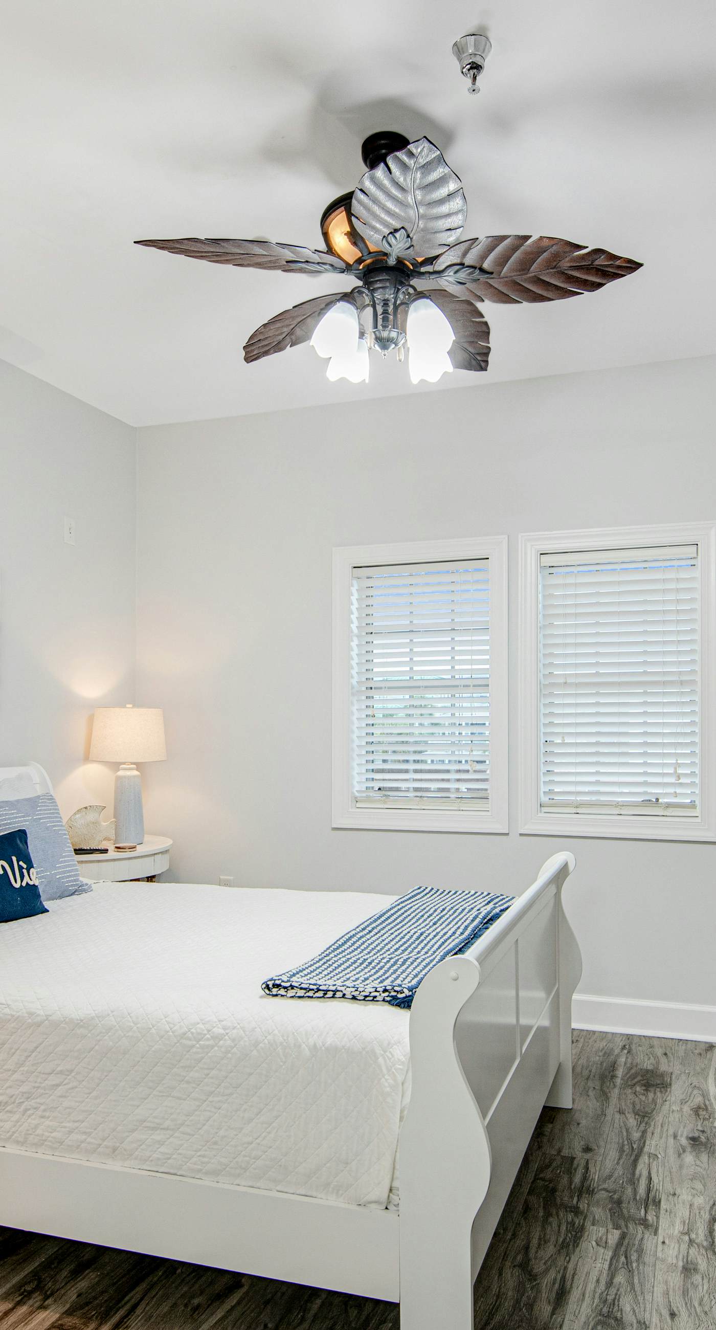 Peaceful studio with pool, convenient kitchenette, beach access & WiFi