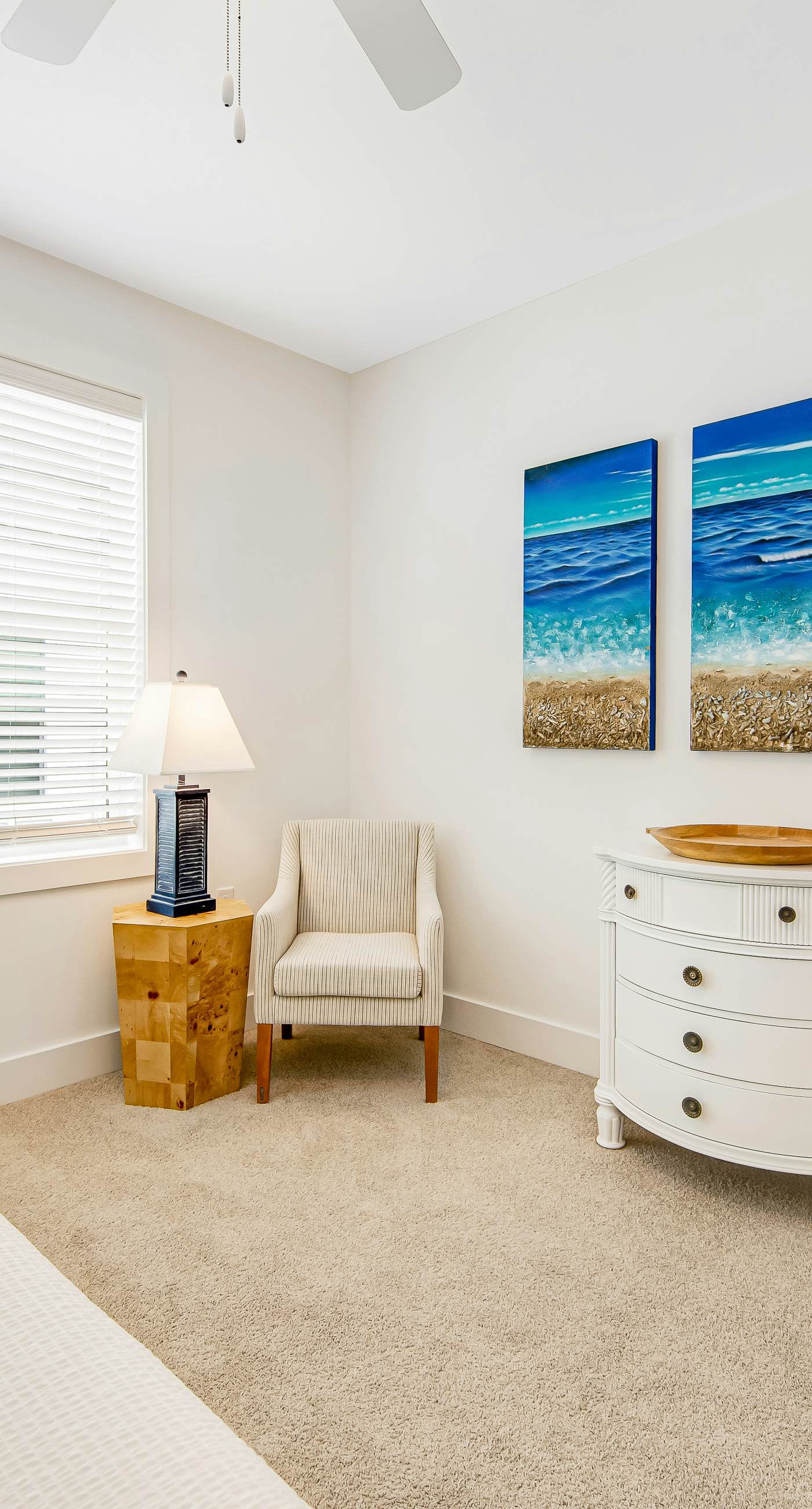 Dog-friendly home with community pool, flat top grill, and custom coffee bar