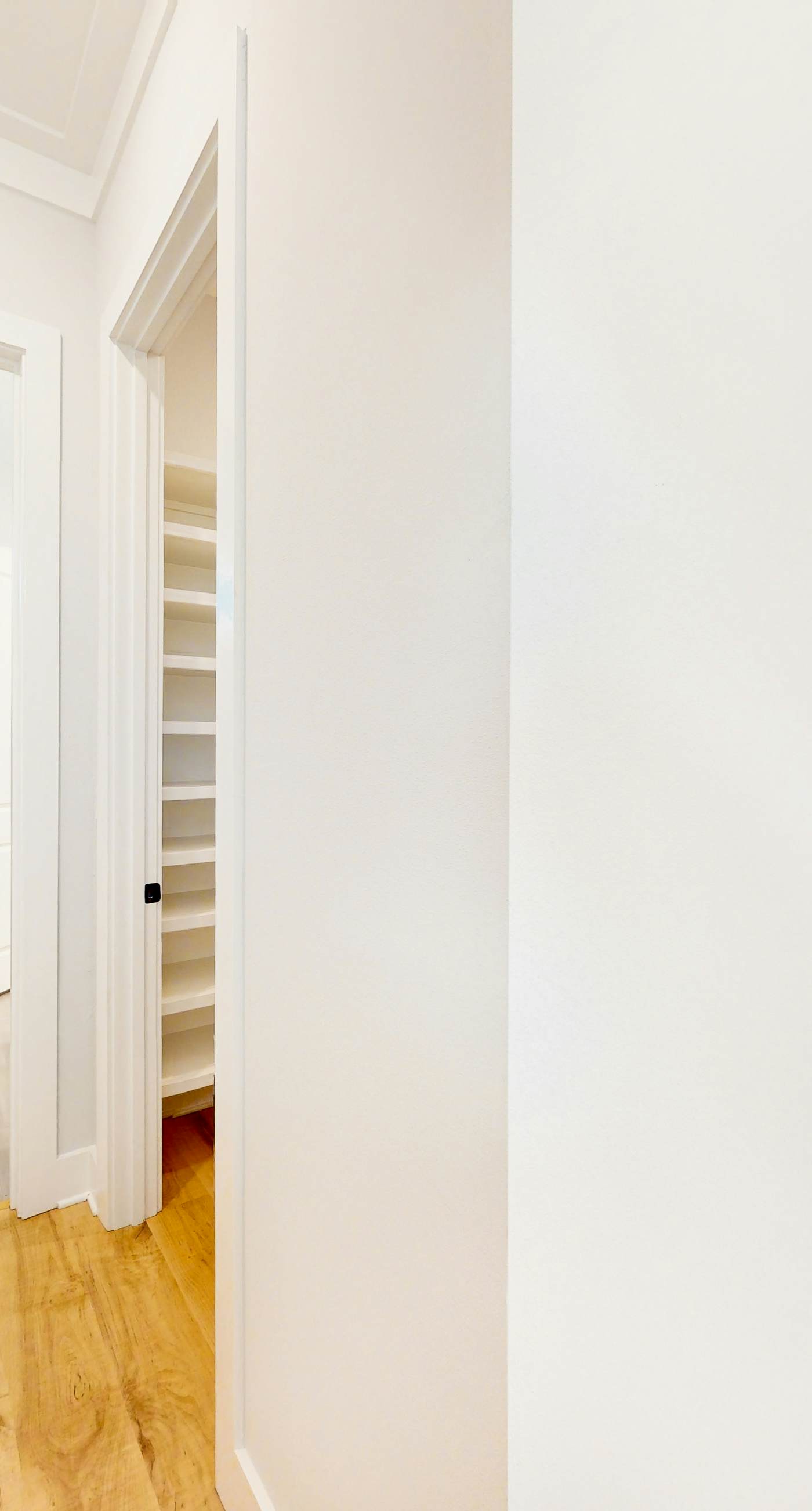 Dog-friendly home with community pool, flat top grill, and custom coffee bar