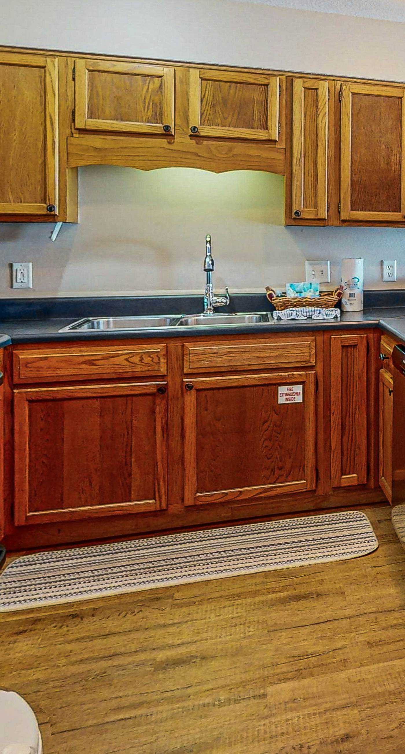 Charming gulf-front 2nd floor condo in South Walton Outdoor showers on-site