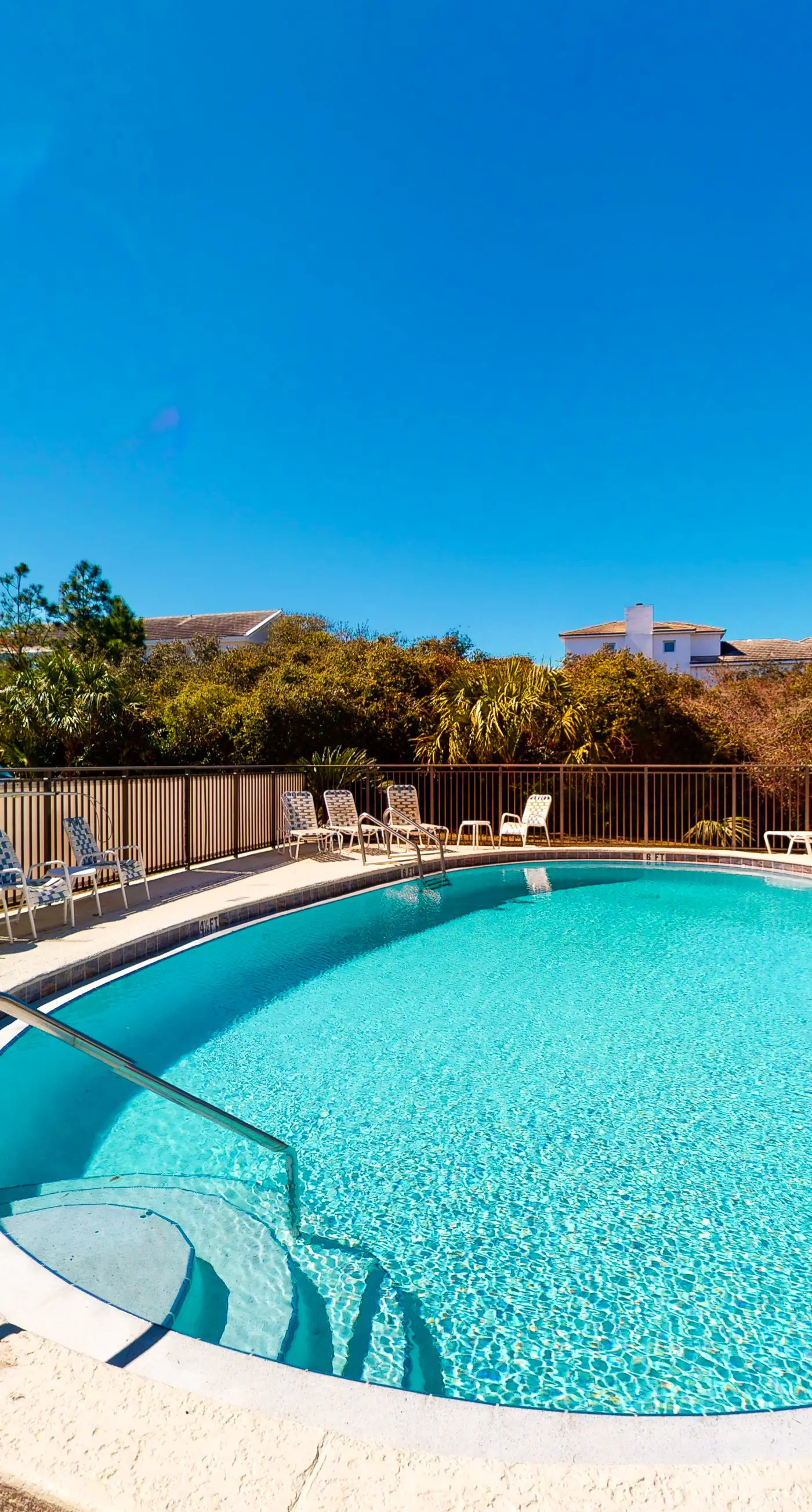 Beachfront Corner Condo w/ Free WiFi, Stunning Gulf View, & a Shared Pool