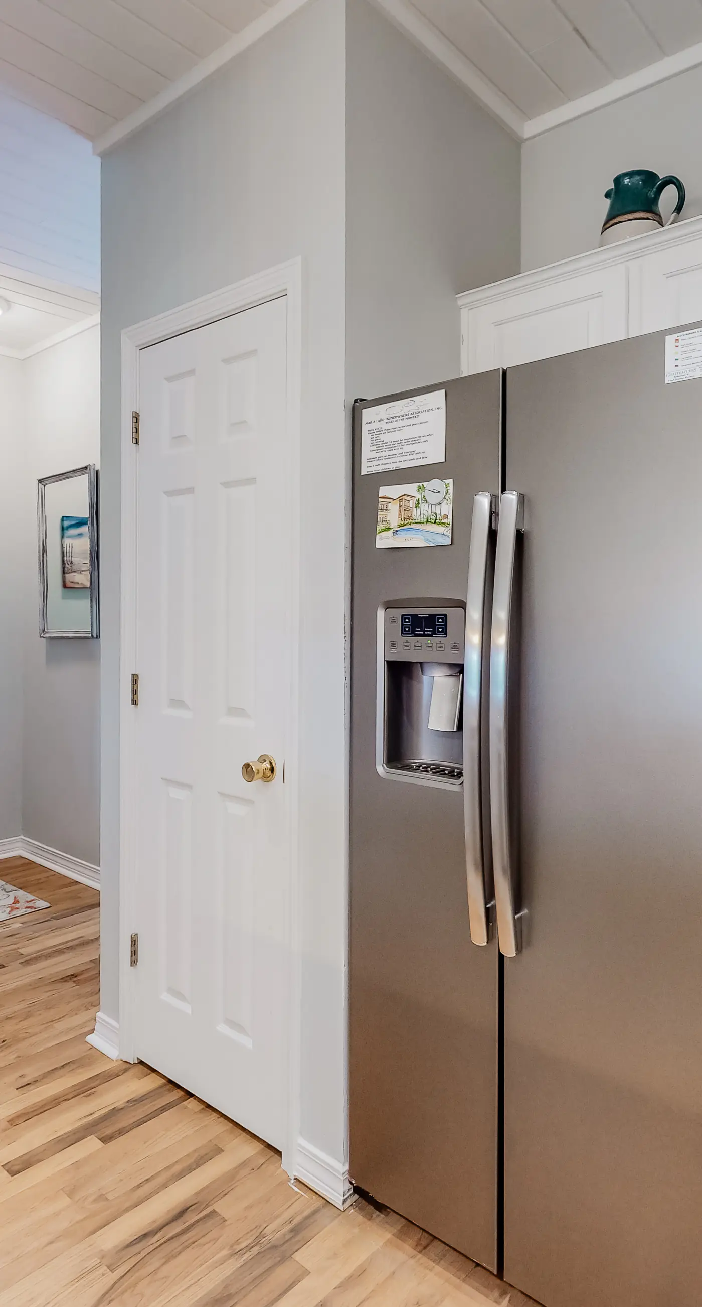 Three-level home with two kitchens, two decks, lanai, pool & ocean view