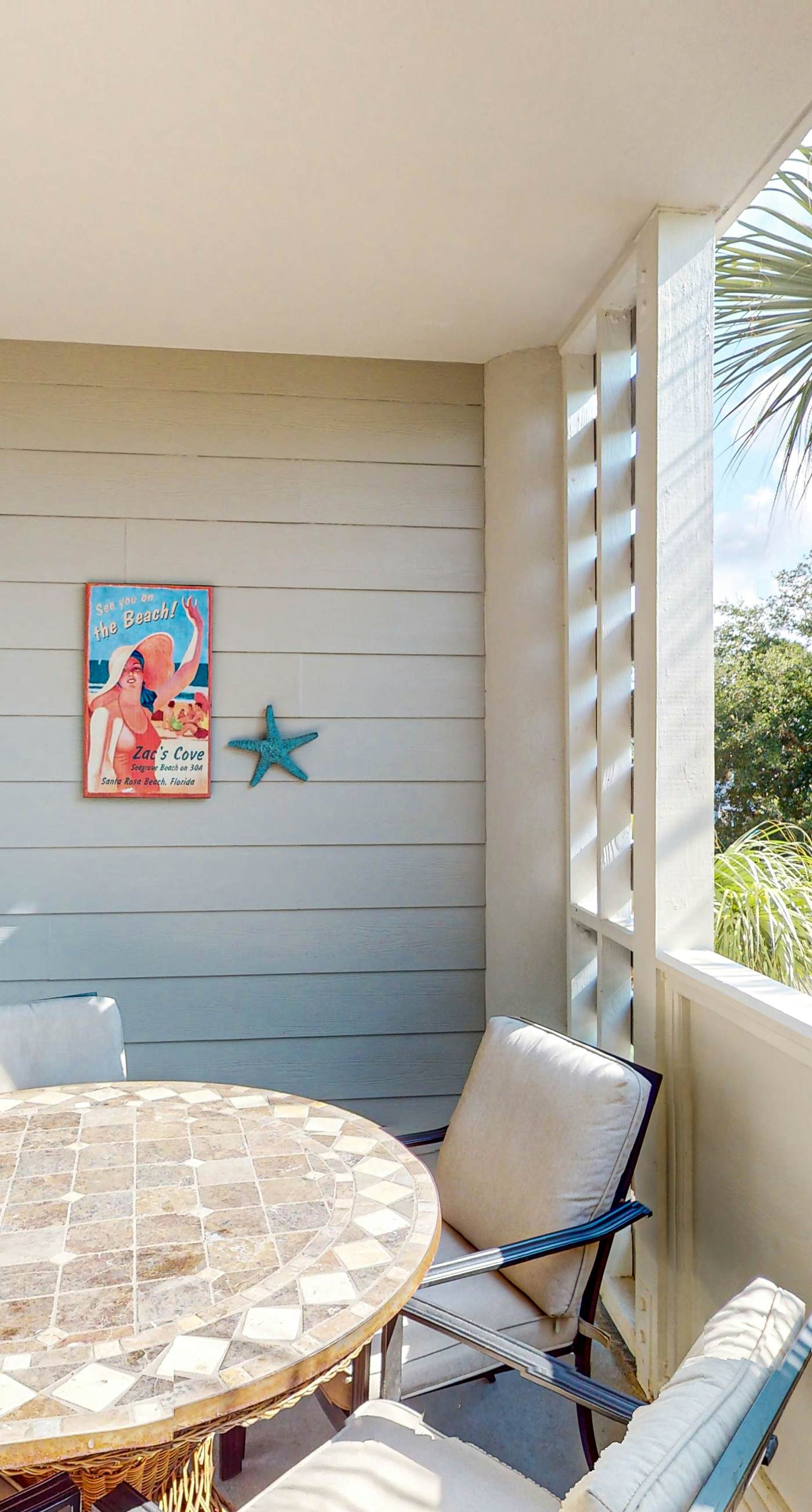 2nd-floor condo near beach with outdoor pool, tennis, balcony, washer&dryer, AC