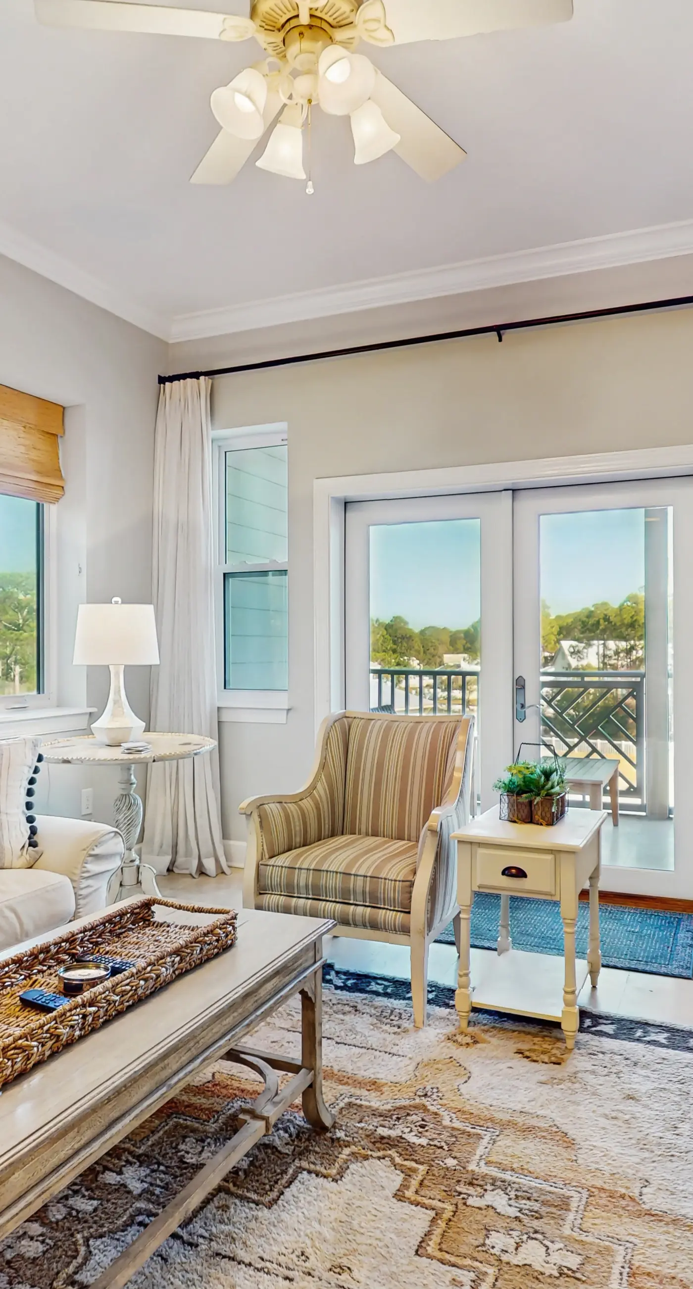 Gorgeous coastal home with plenty of space and easy beach access