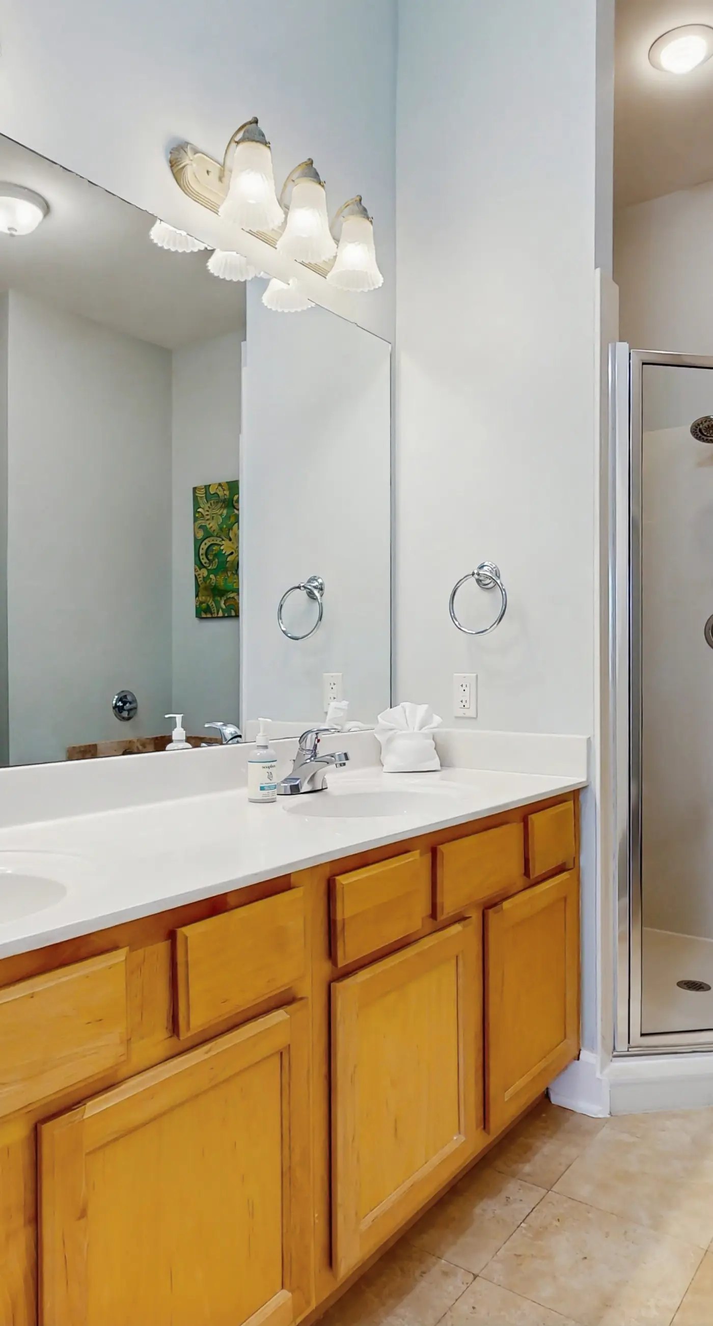 Gorgeous coastal home with plenty of space and easy beach access