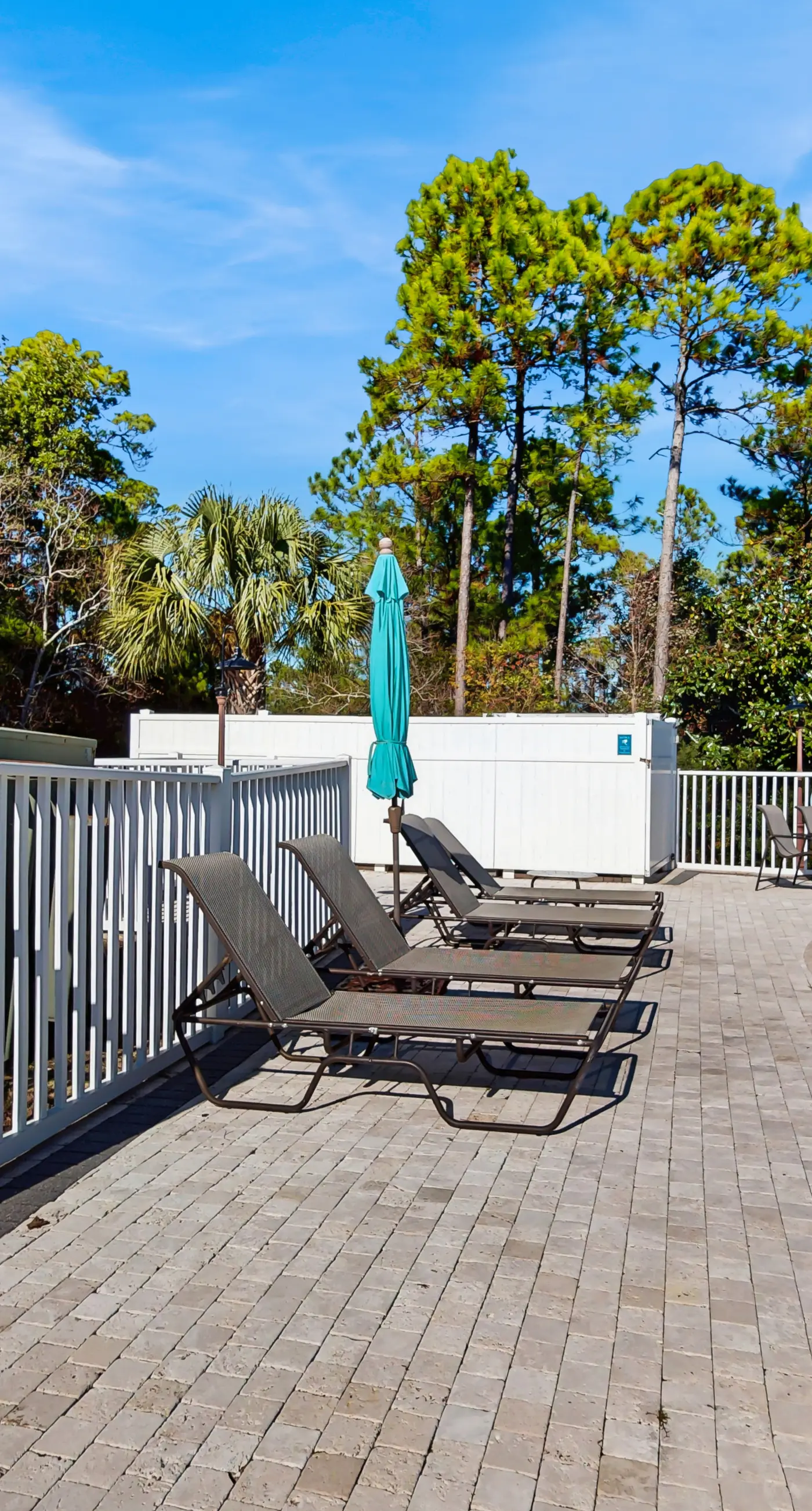 Gorgeous coastal home with plenty of space and easy beach access