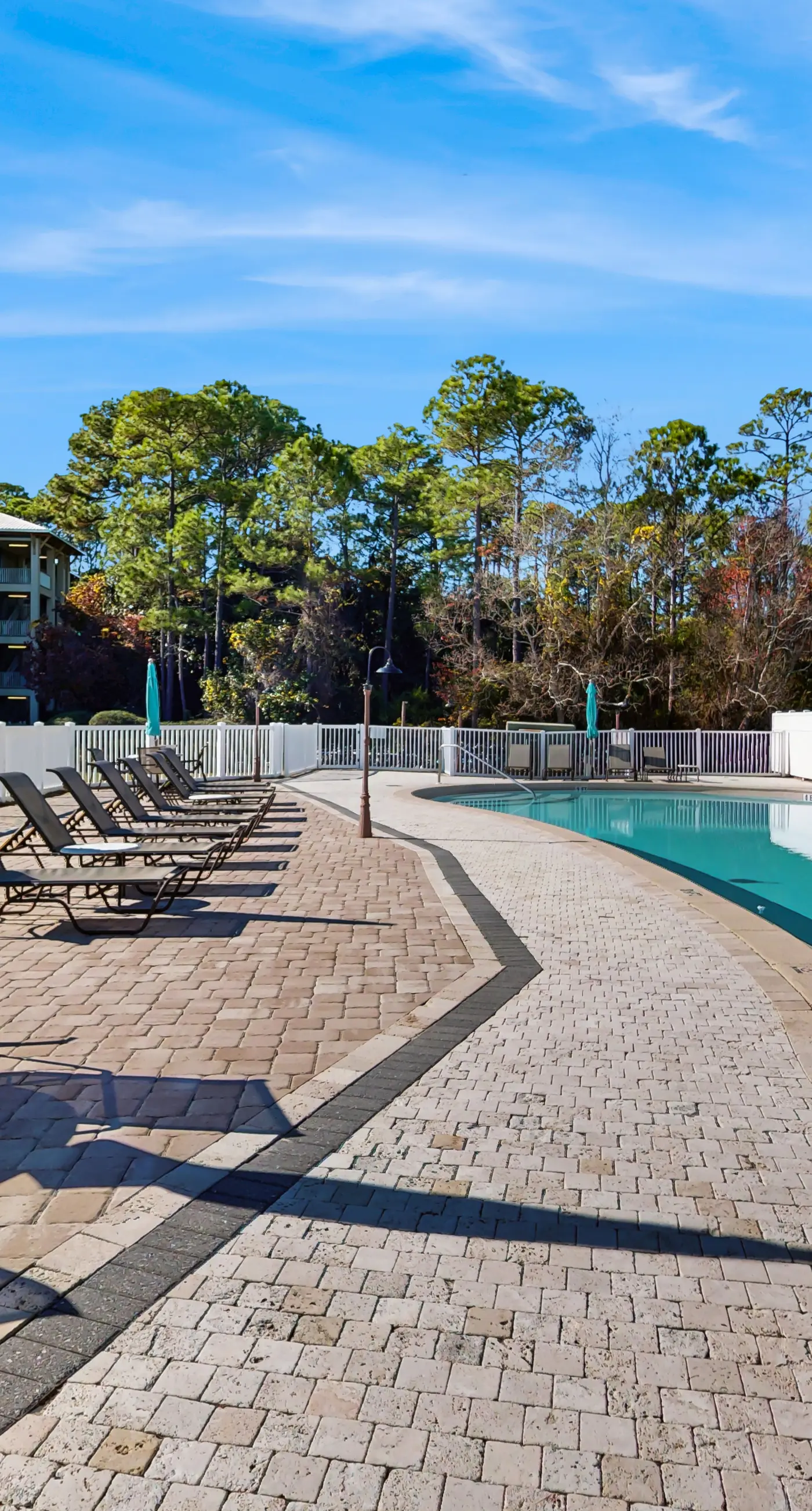 Gorgeous coastal home with plenty of space and easy beach access