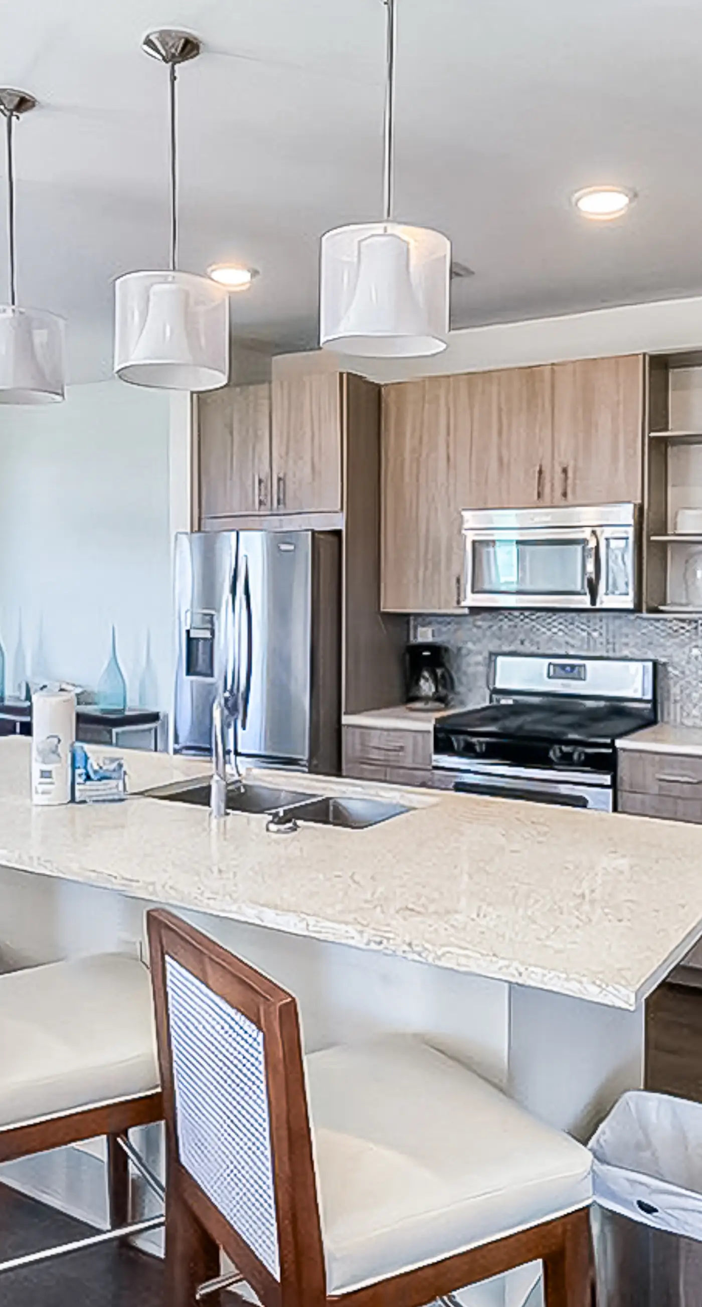 The Pointe 3-341