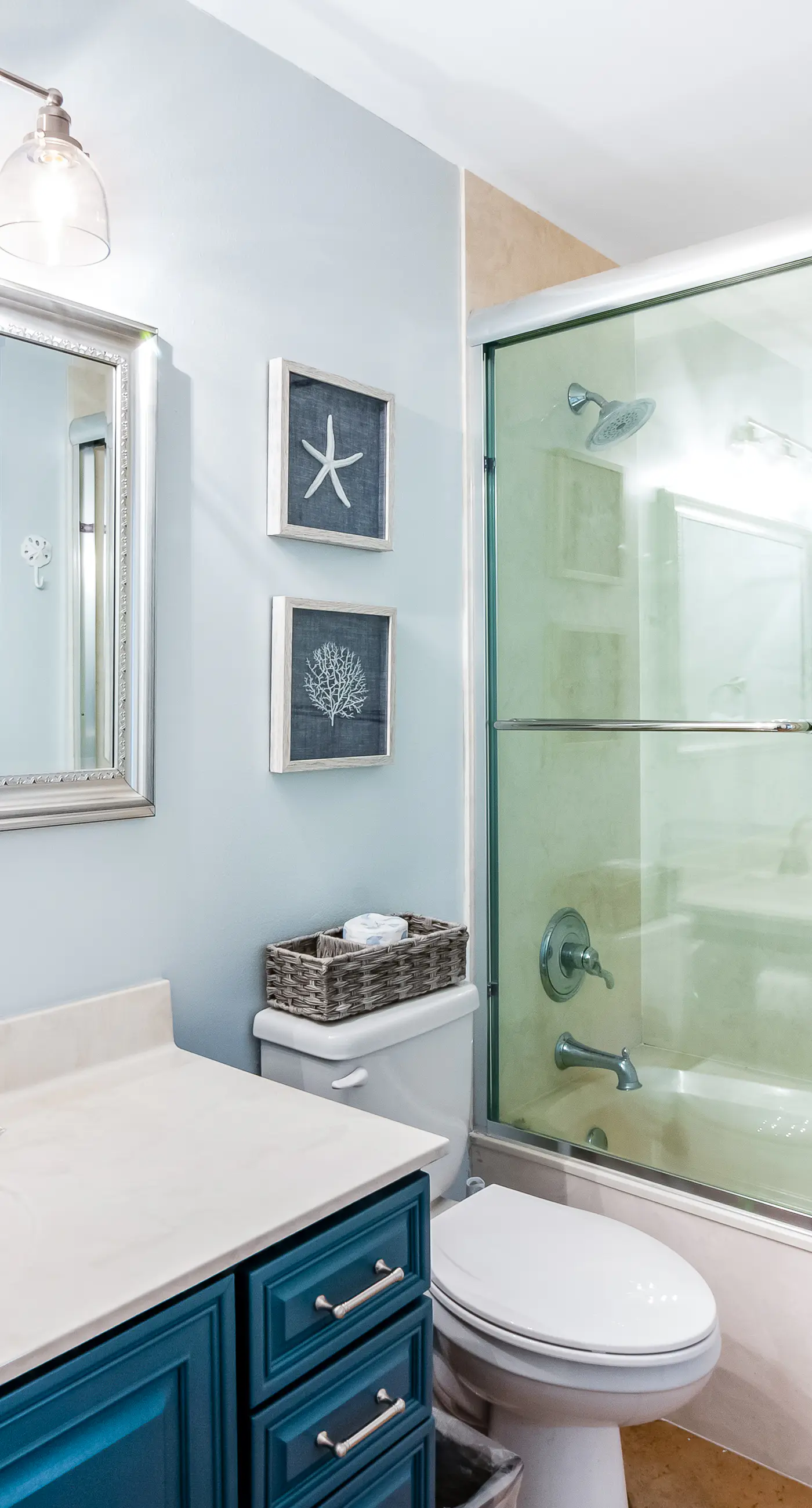 Oceanfront condo with pool access, washer&dryer, central AC, and ocean view