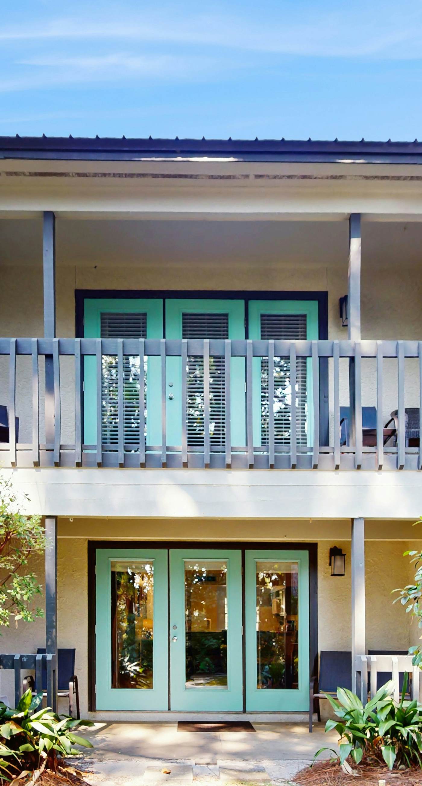 Lakefront Duplex with High-Speed Wi-Fi, Short Walk to Beach, and Water View