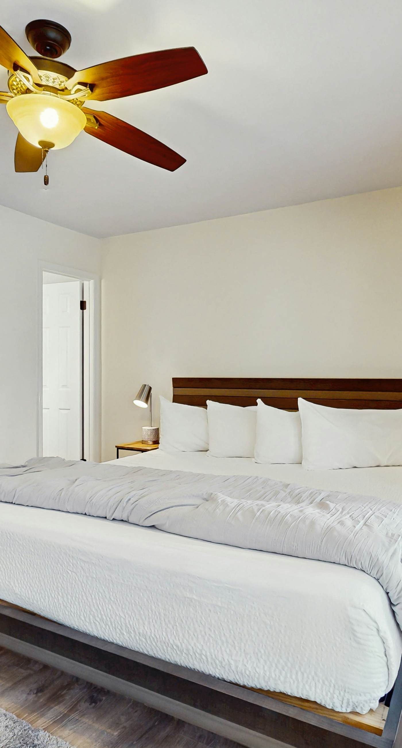 Lakefront Duplex with High-Speed Wi-Fi, Short Walk to Beach, and Water View