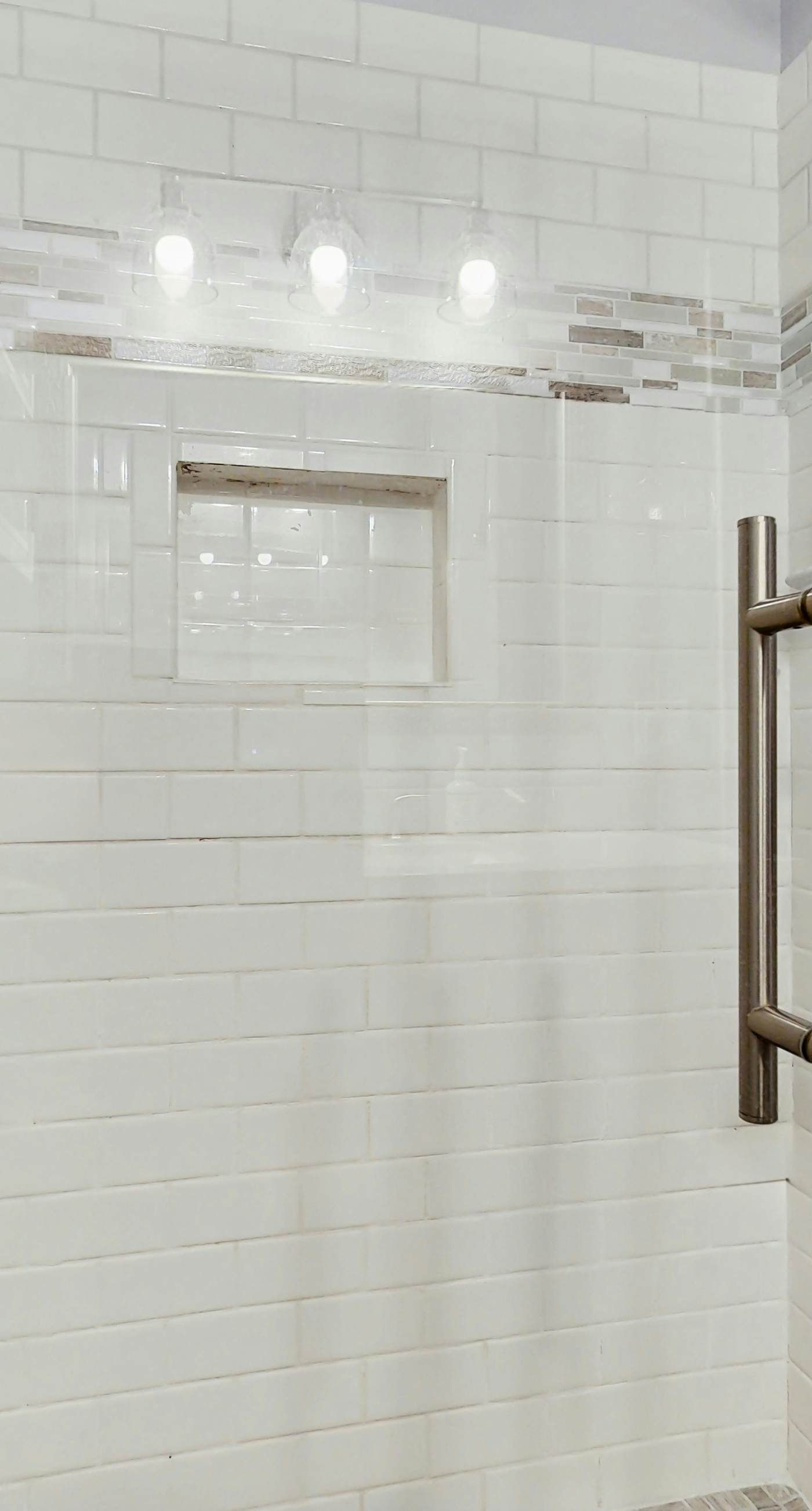 Lakefront Duplex with High-Speed Wi-Fi, Short Walk to Beach, and Water View