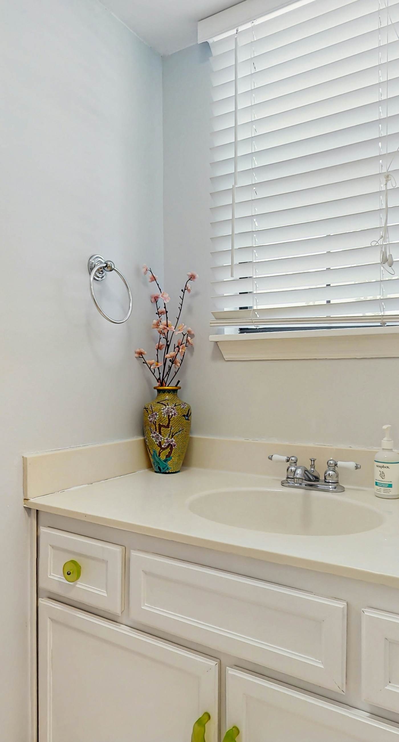 Lakefront Duplex with High-Speed Wi-Fi, Short Walk to Beach, and Water View